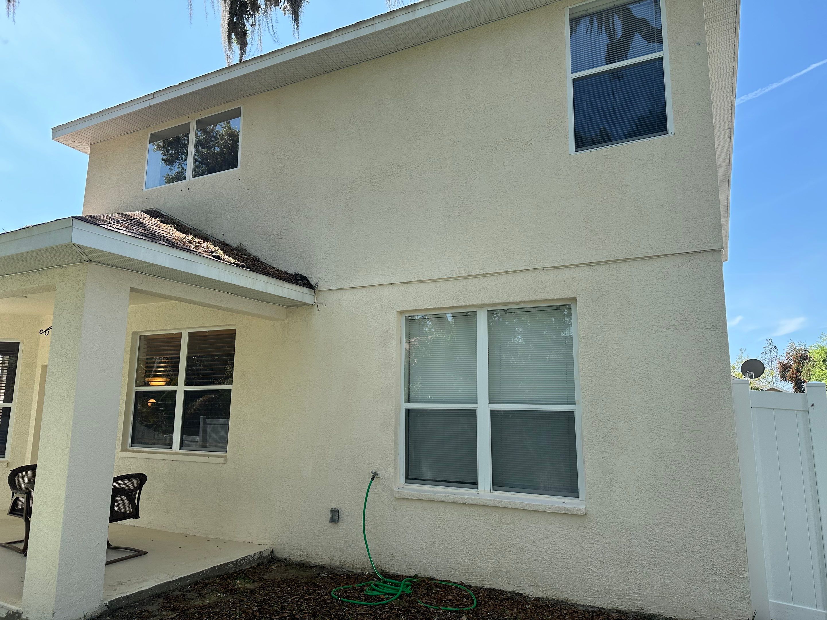 House Wash, Vinyl Fence, Patio, Driveway & Sidewalk Cleaning in Oakley Place, Ellenton, FL | Sunshine AquaWash by Sunshine AquaWash