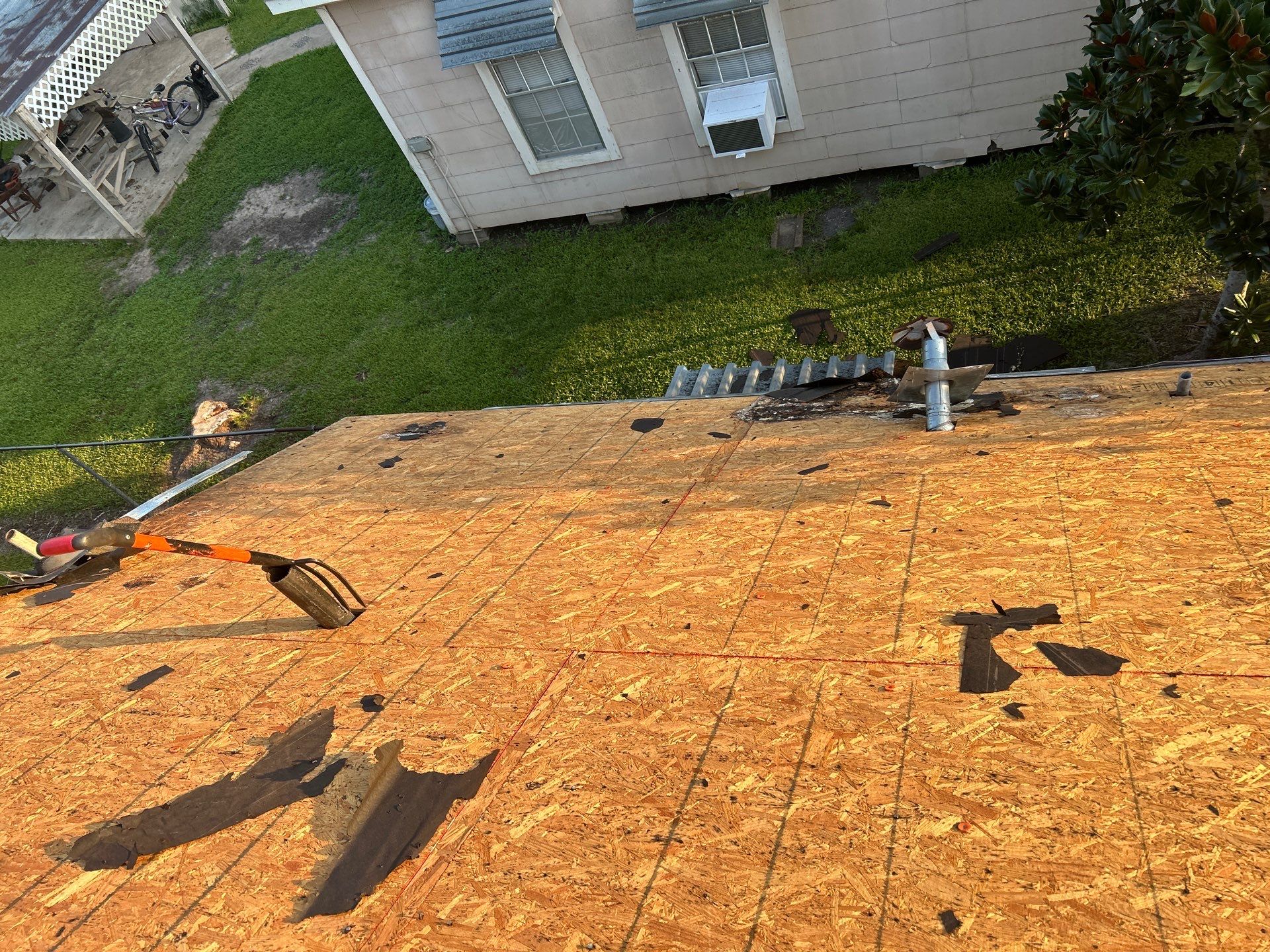 Residential Roofing Installation using Owen's Corning Duration (Lifetime) Shingles by Roof Repair Company