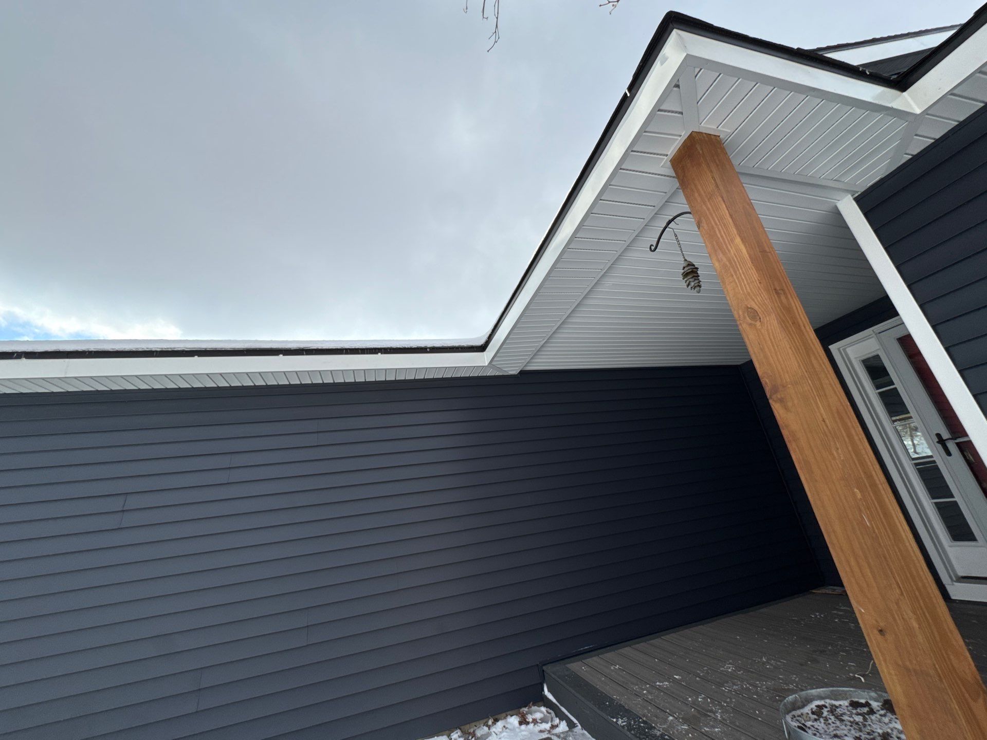 Siding Replacement using Alside Charter Oak D4.5" Riveria Dusk by 180 Contractors