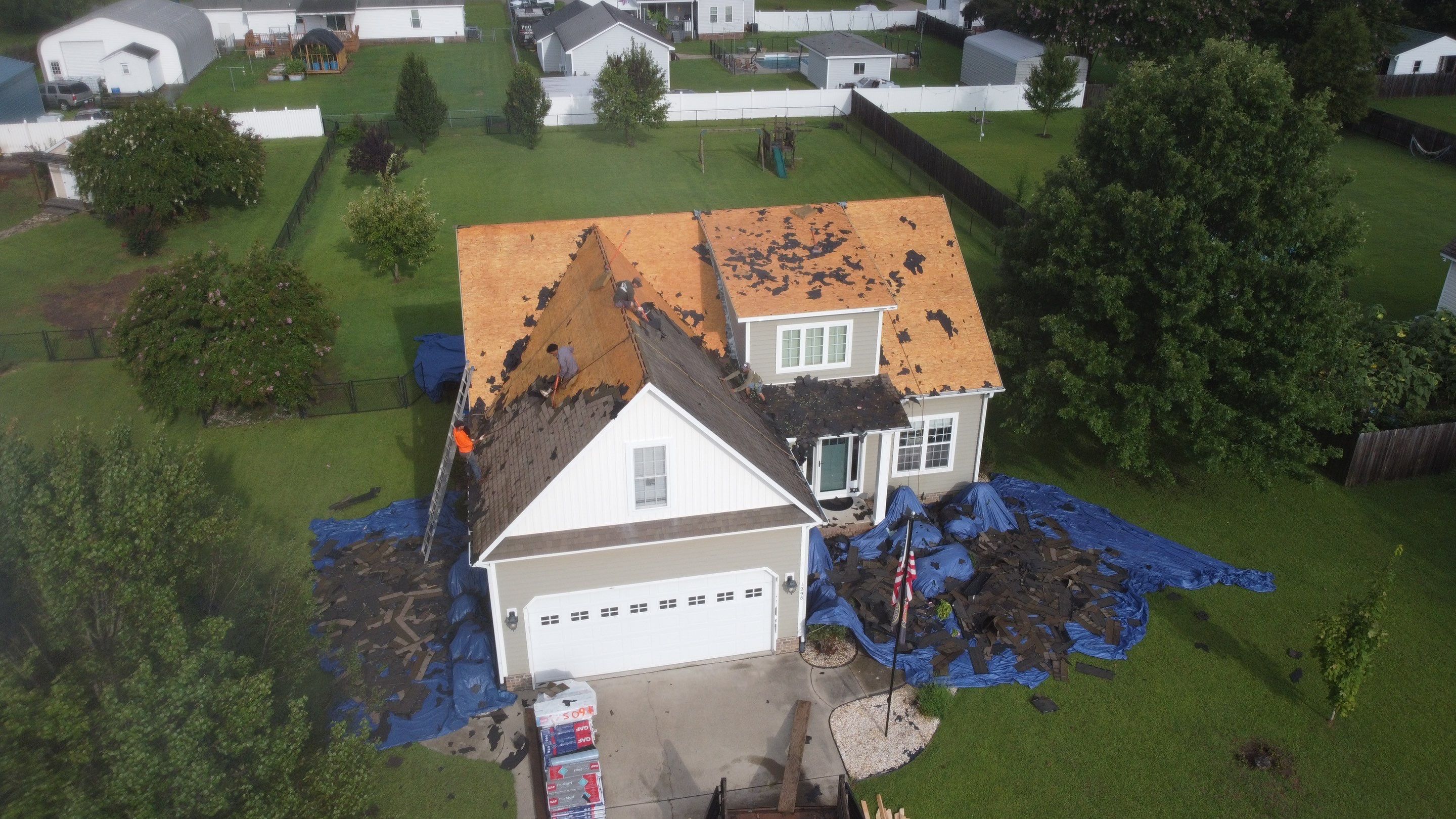 GAF HDZ Weathered Wood by Skybird Roofing