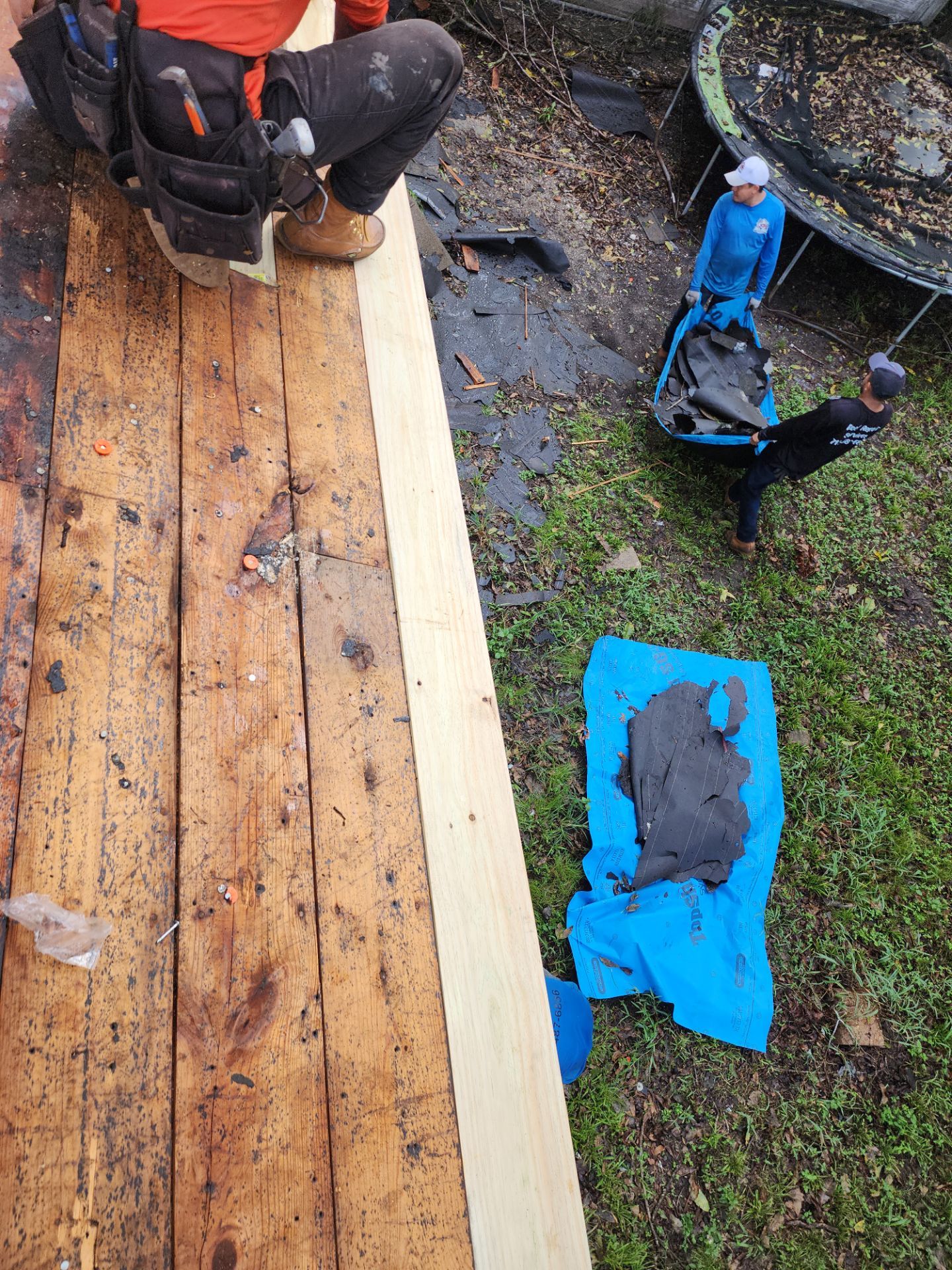 Residential Roofing Installation using Owen's Corning Duration (Lifetime) Shingles by Roof Repair Company
