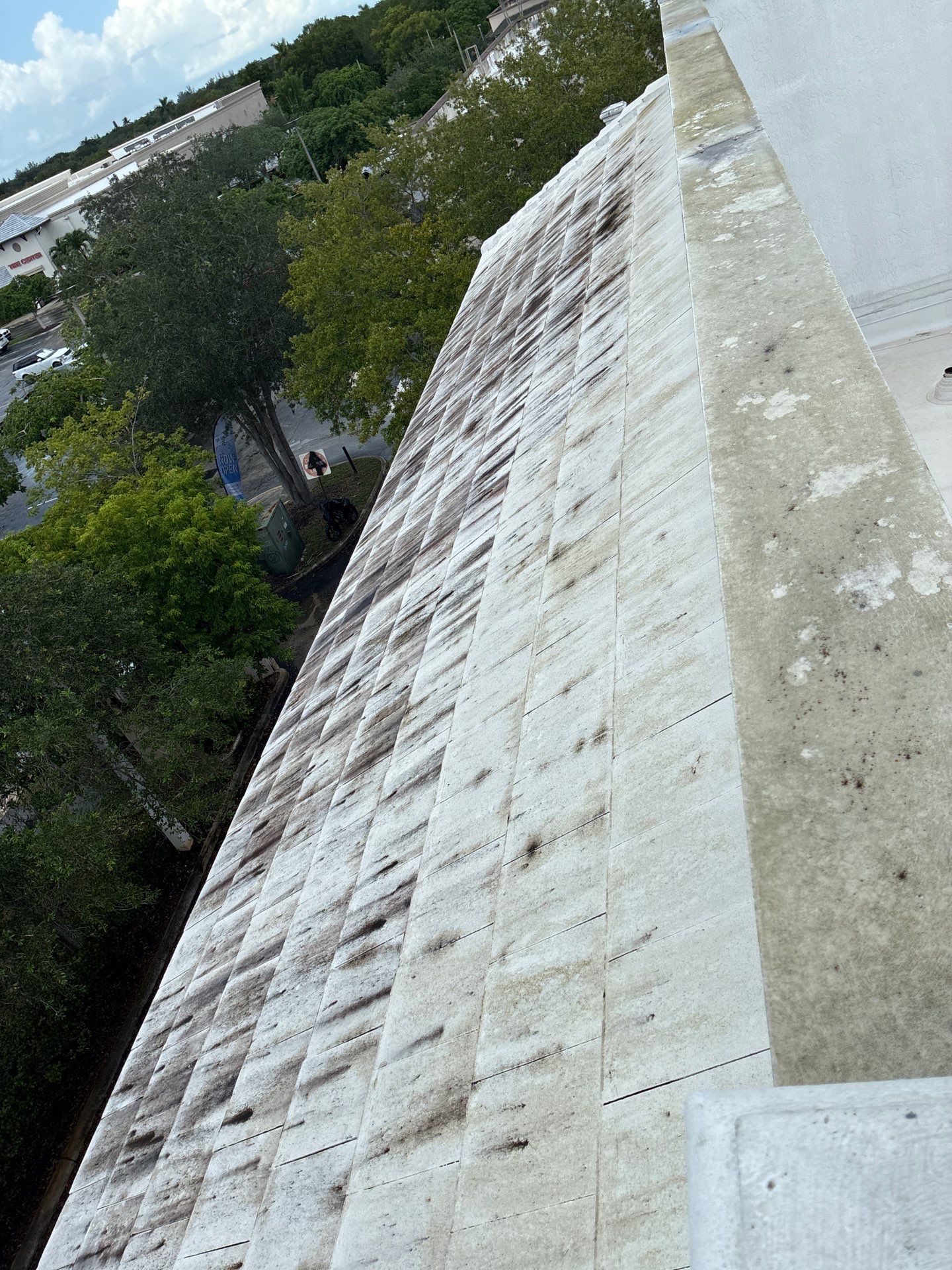Pressure Washing Commercial Parkland by BKB Pressure Cleaning LLC