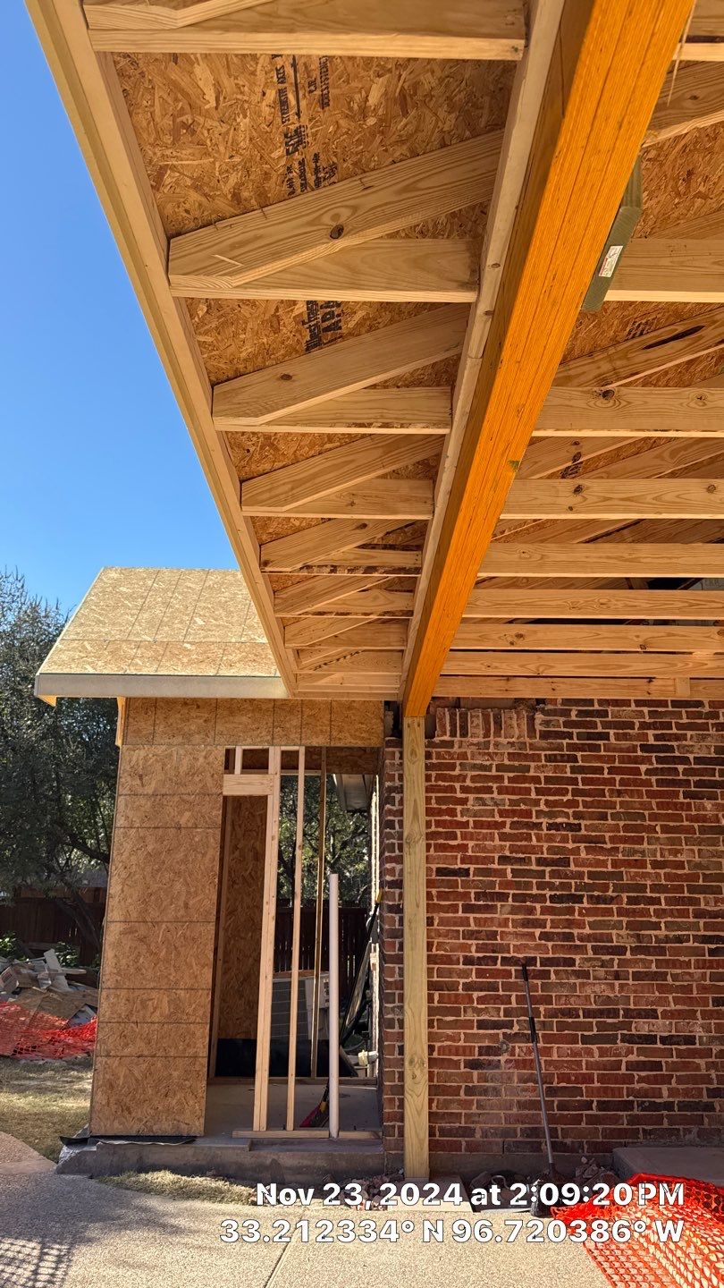 Patio & Pool bath addition by SLM General Contractors & Roofing