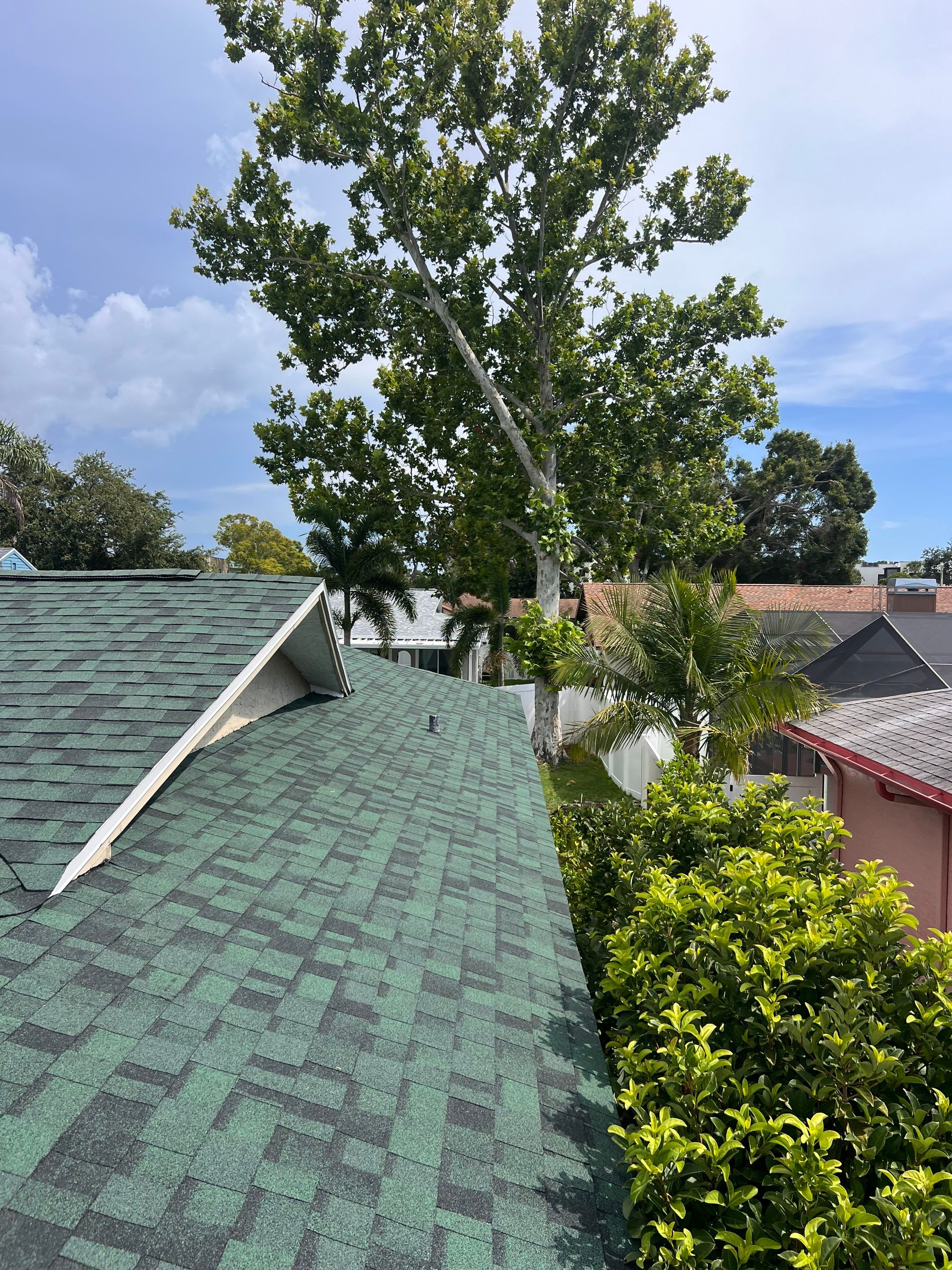 Project in St. Petersburg 33709 by Mitchell Roofing Company LLC 