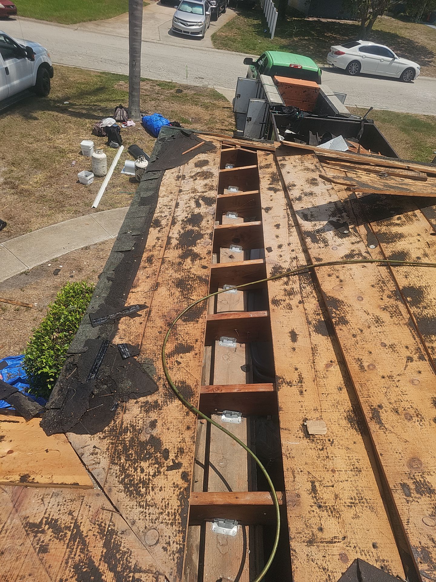 Project in St. Petersburg 33705 by Mitchell Roofing Company LLC 
