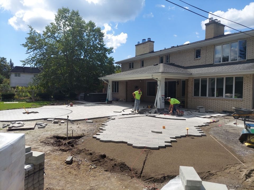 Outdoor Living Addition by Ivy Lea Construction