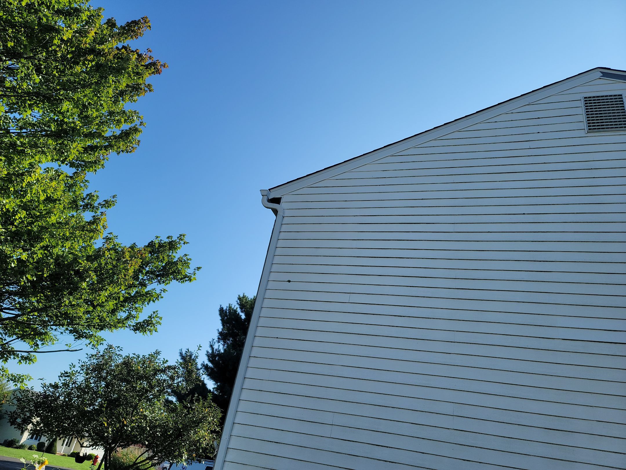 Atlas Pinnacle, Color: Weathered Wood, Drip Edge, Color: Royal Brown by Eagle Eye Roofing