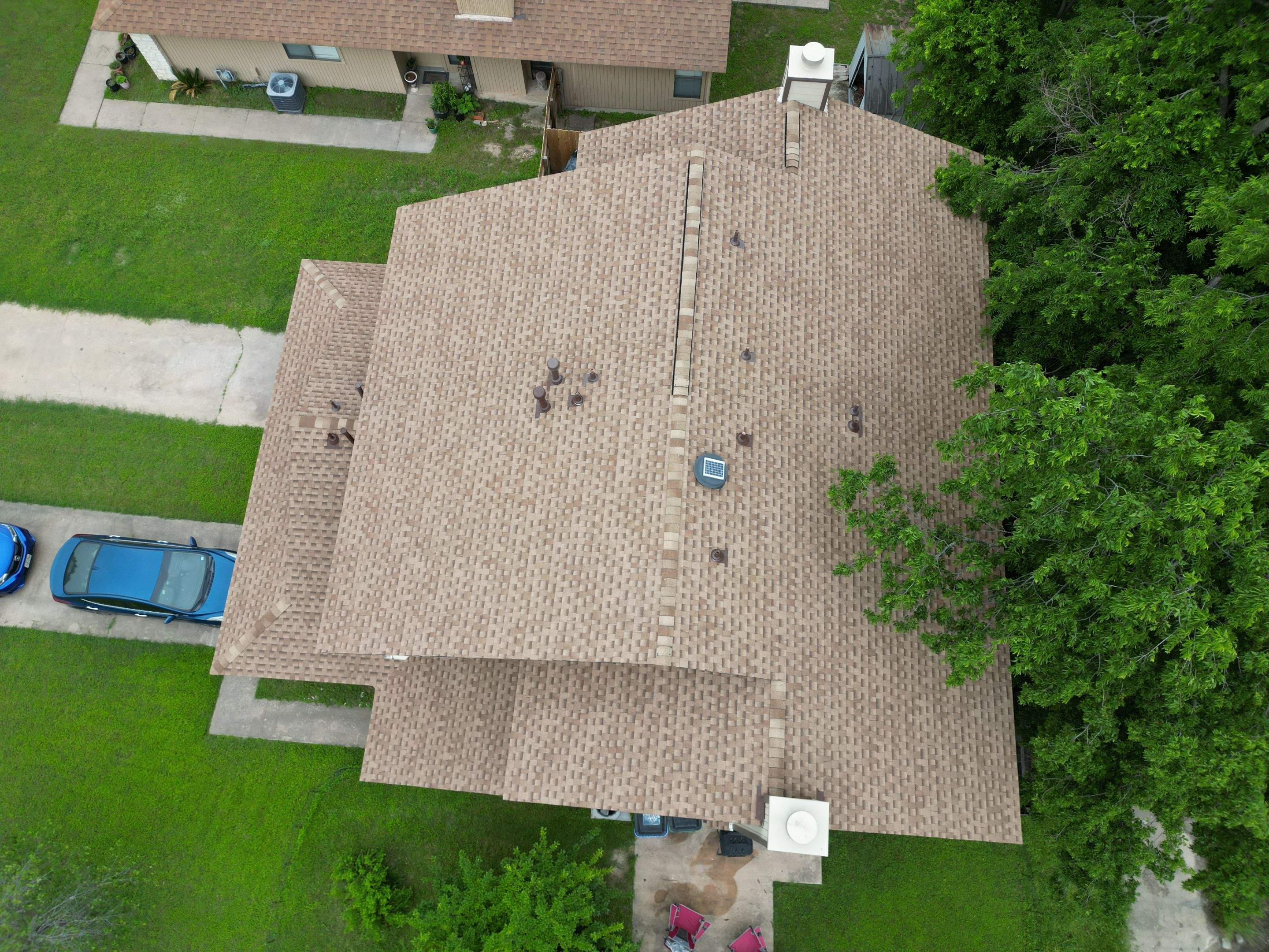 Shakewood - GAF Timberline HDZ by RoofsOnly.com