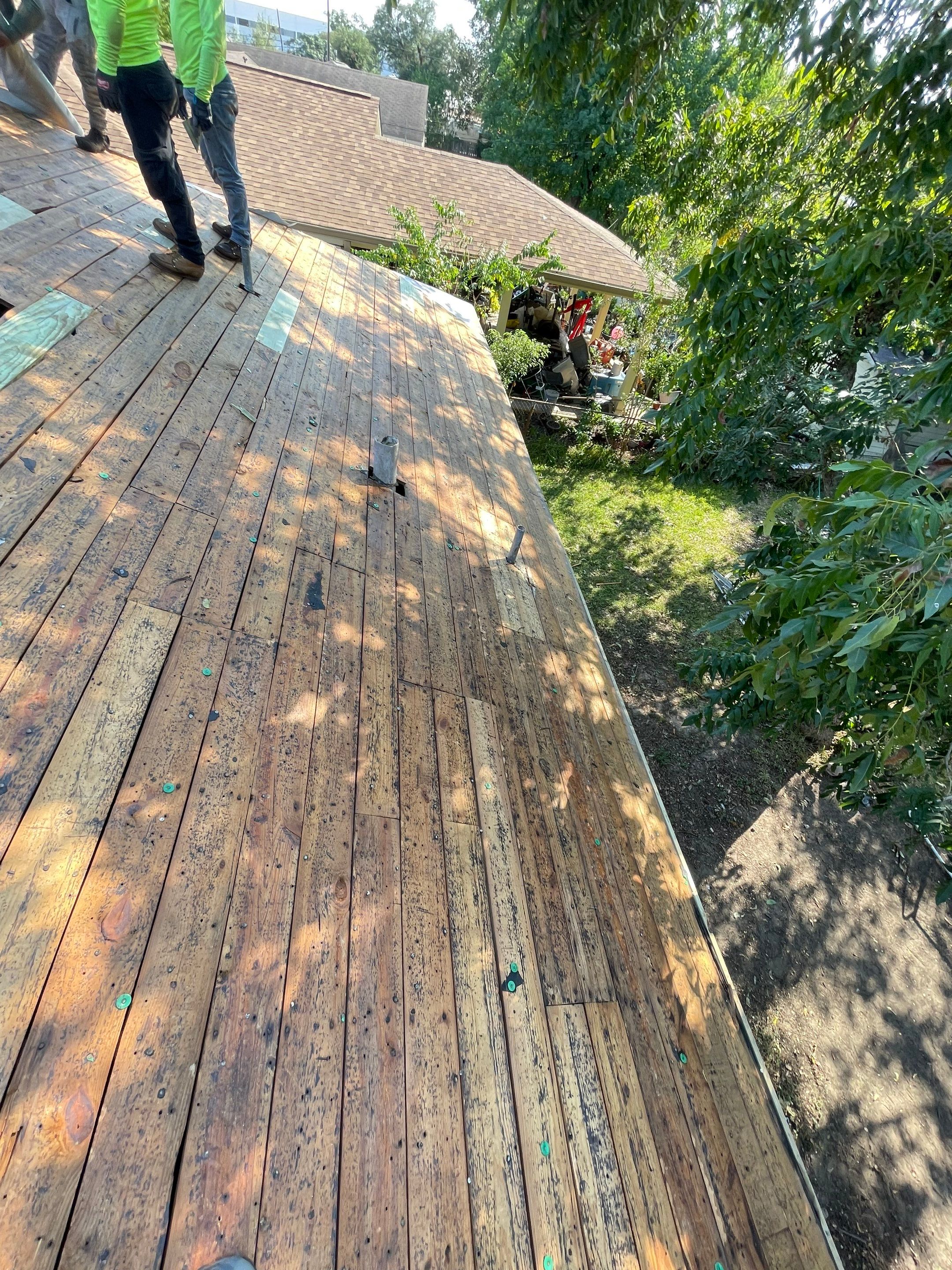 Residential Roofing Installation using Atlas Pinnacle® Pristine Pewter by CAP Roofing and Construction LLC
