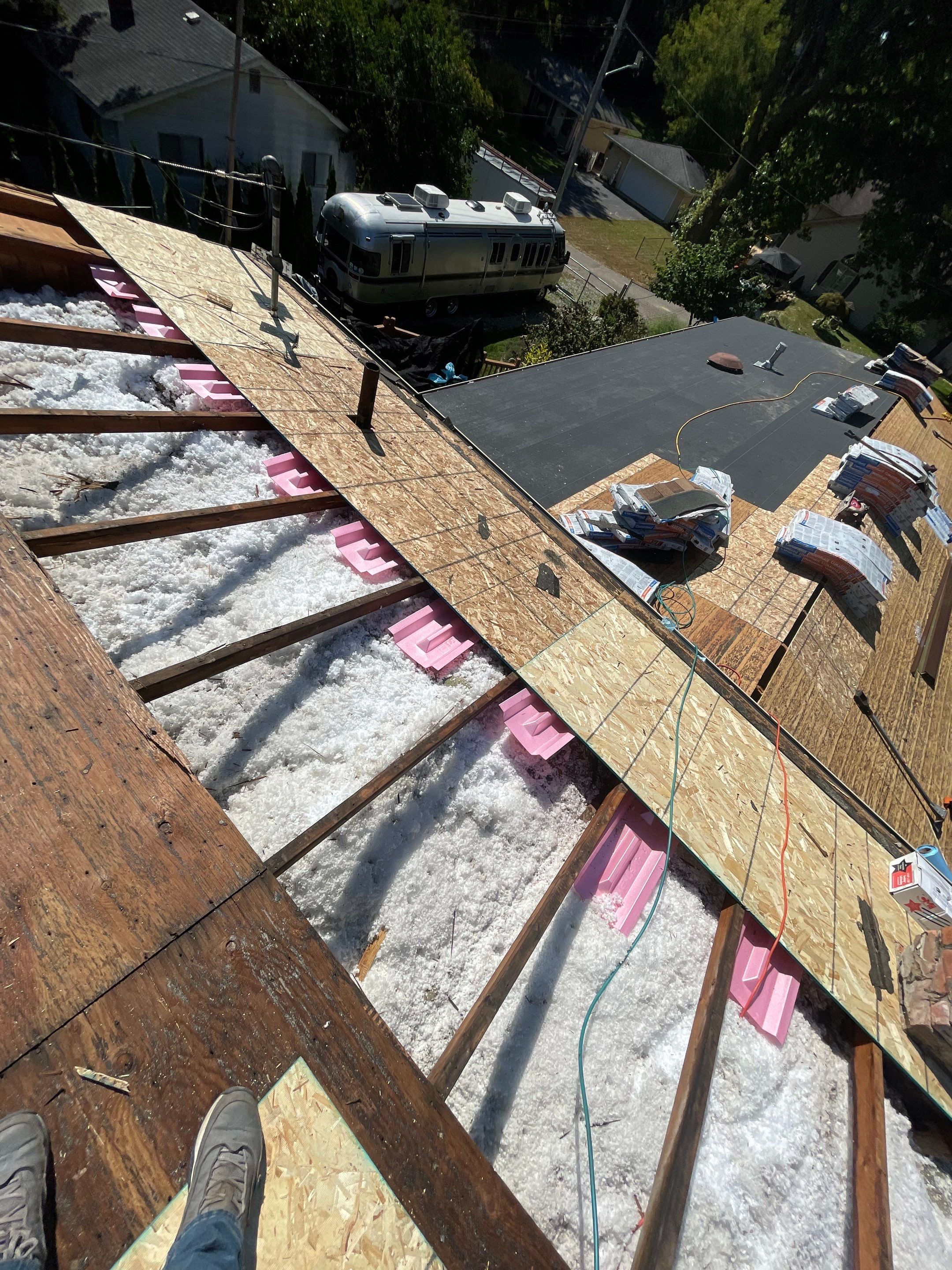 Roof Replacement using CertainTeed Landmark by 180 Contractors