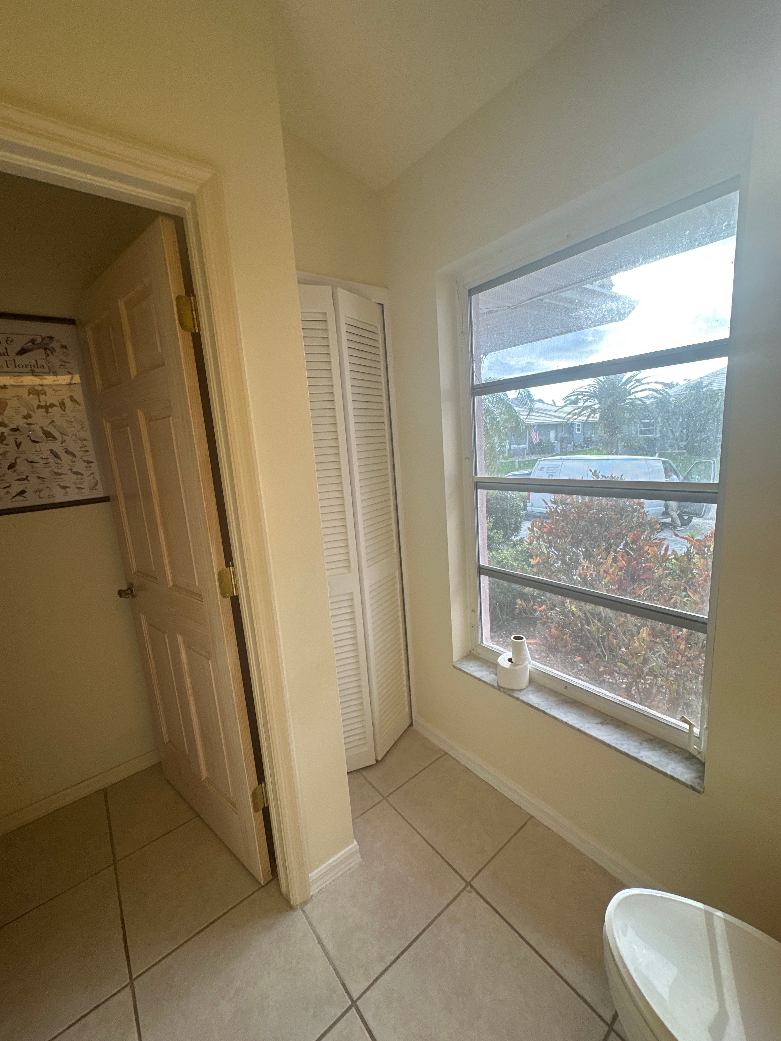 Lenny Van Denhandel - Interior by Fresh Coat Painters