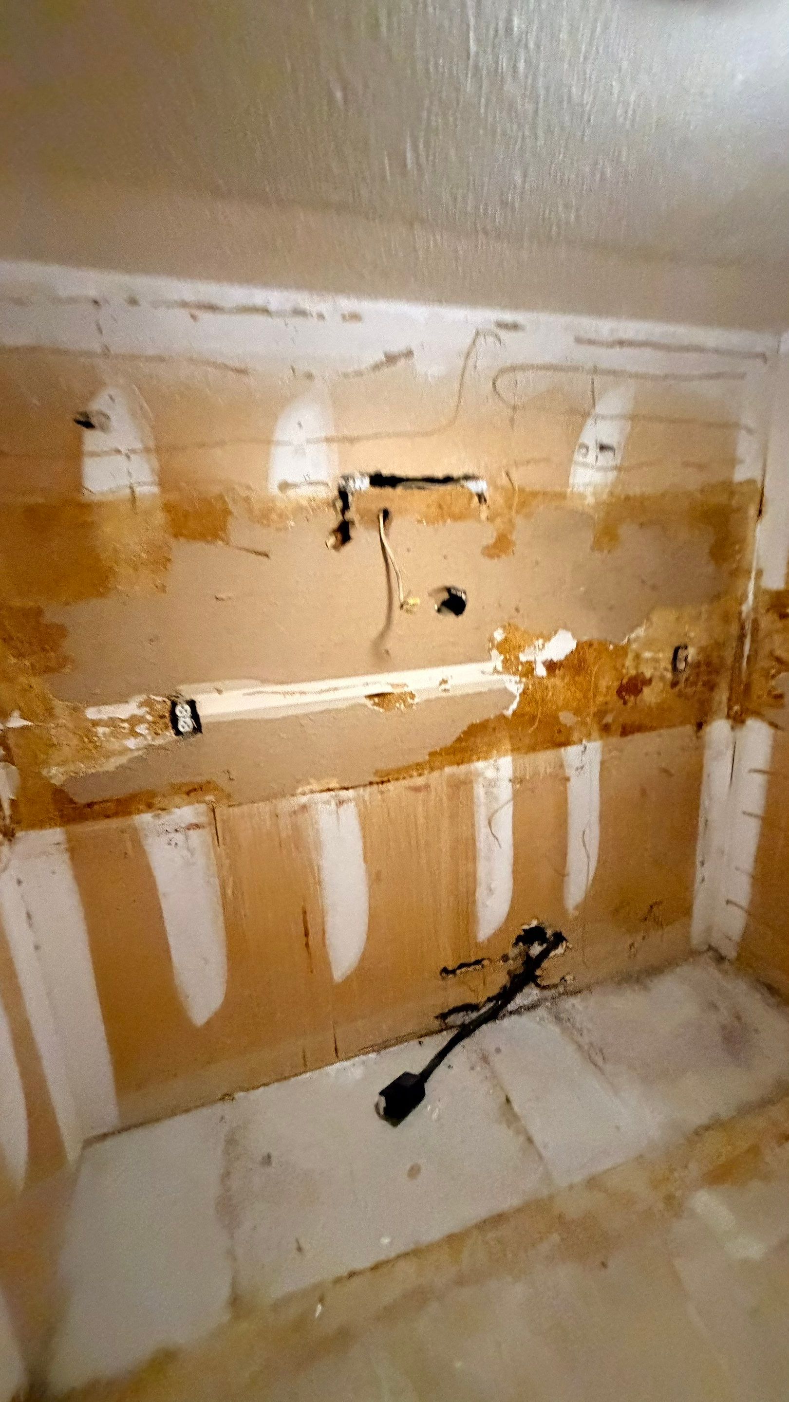 Complete Interior Remodeling with Modern Kitchen and Bathroom in Decatur by Swift Home Renovations