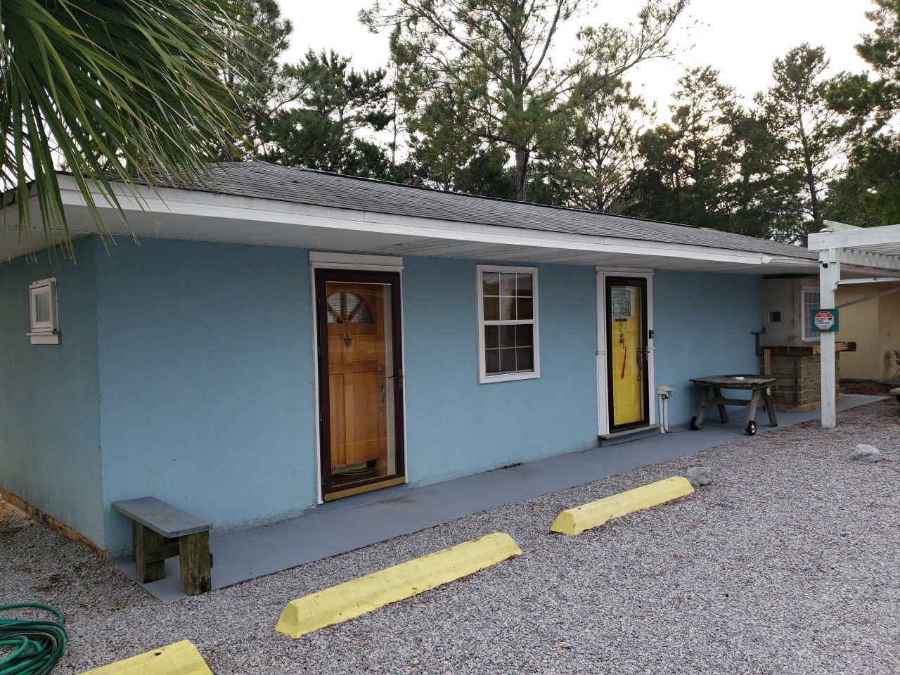 Gutter Installation Using Seamless Aluminum Gutters by Gutter Professors