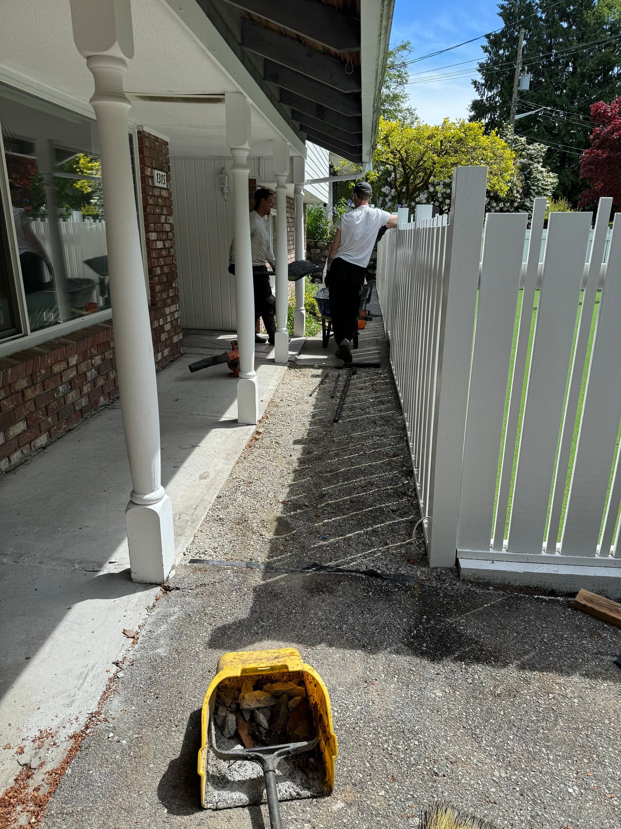 Artificial Grass and Custom Fence For KidiKare Daycare by YVR Construction Group