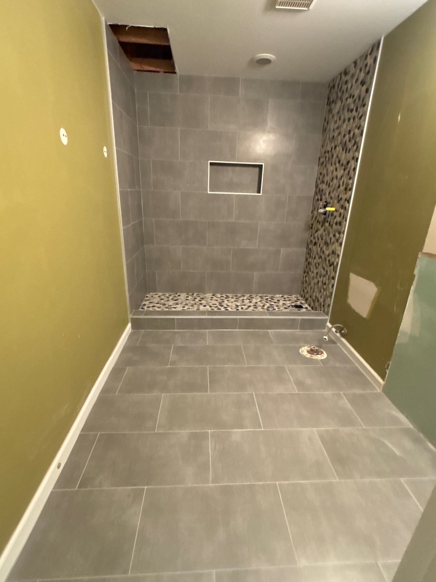 Basement bathroom renovation by Prudencio