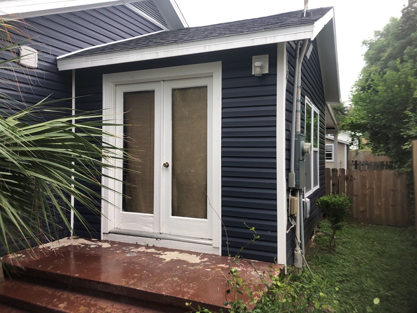 Gutter Installation using K-Style Seamless Gutters by Gutter Professors