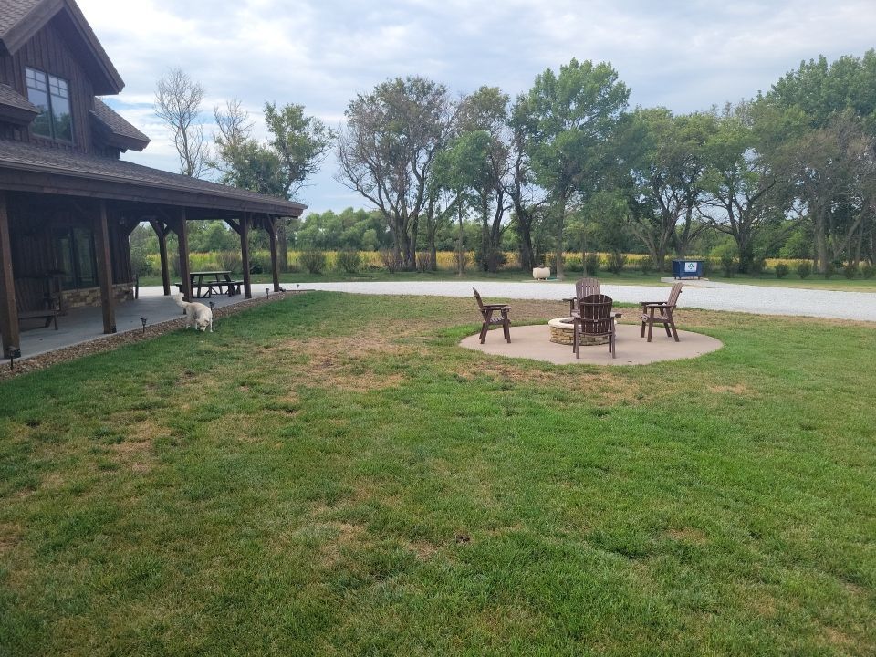 Putting Green / Driving Range / Entertaining space. by New Horizon Landscapes