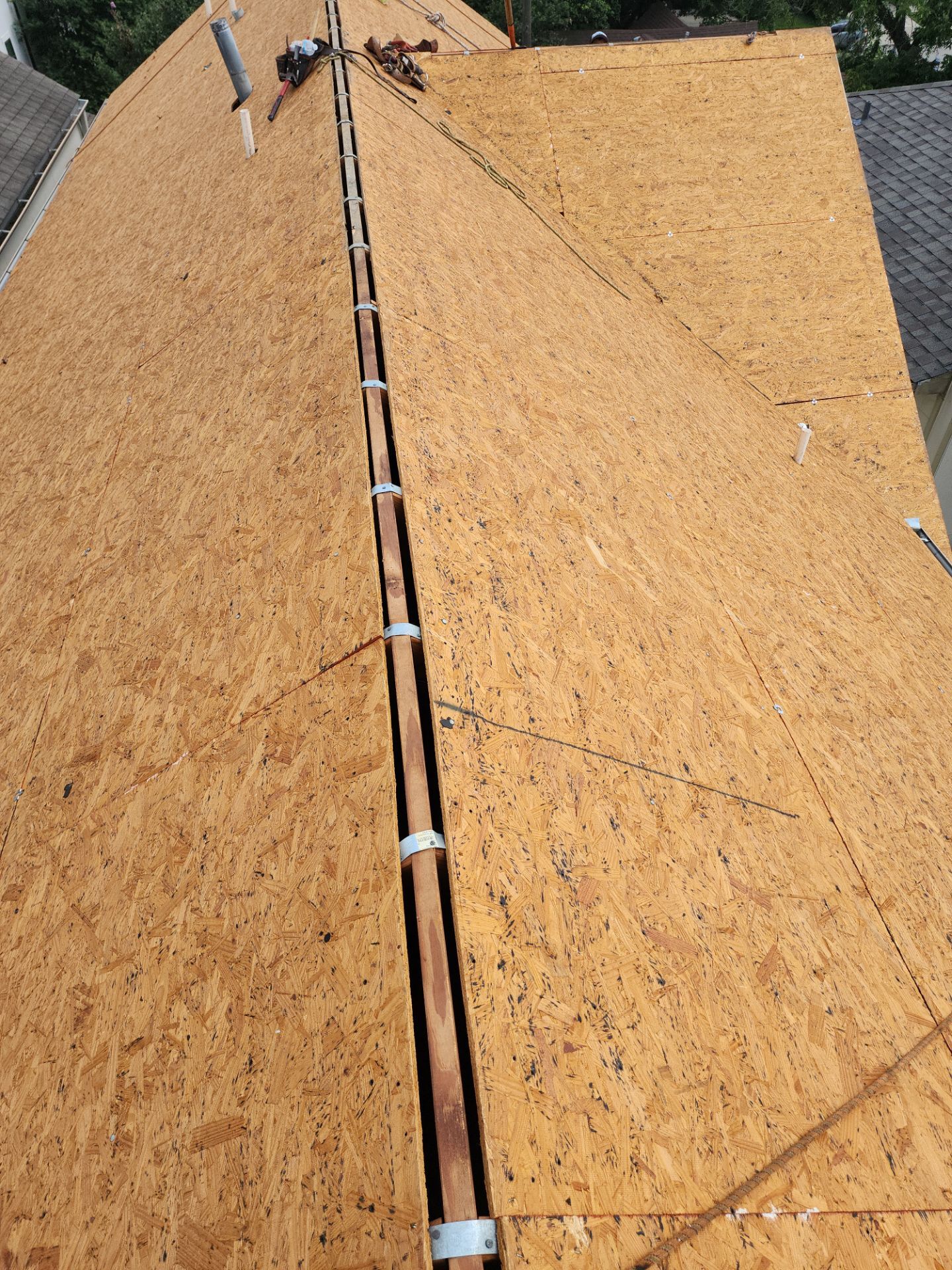 Residential Roofing Installation using Owen's Corning Duration (Lifetime) Shingles by Roof Repair Company