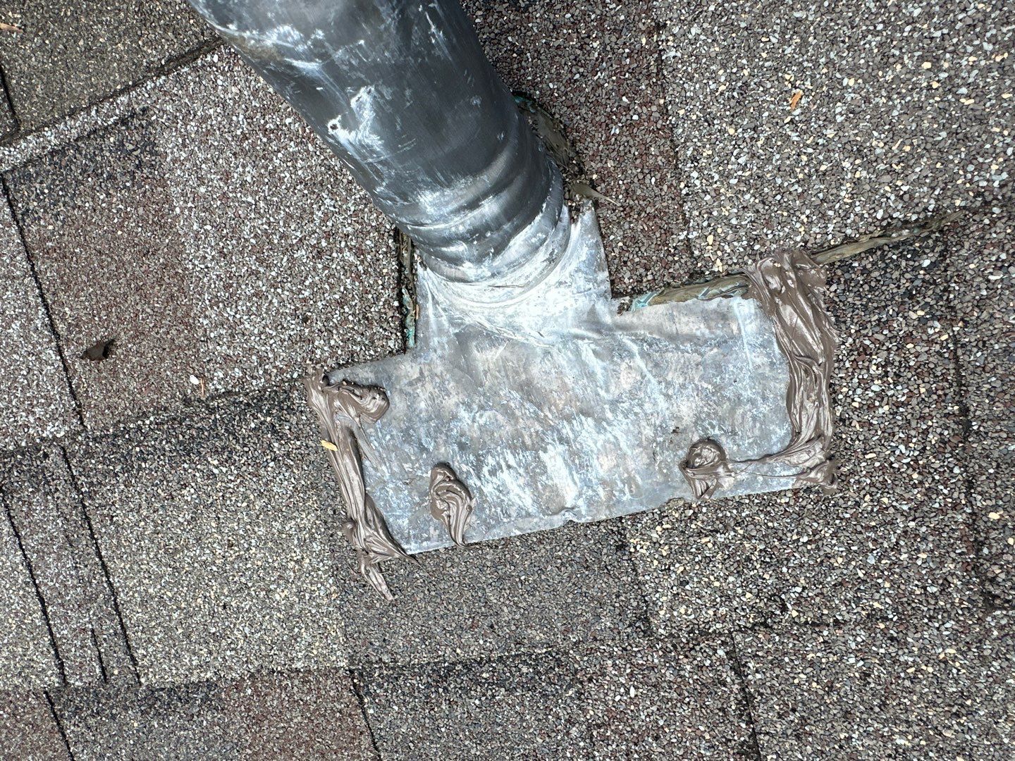 Hail Damage using Owen's Corning Duration (Lifetime) Shingles by Roof Repair Company