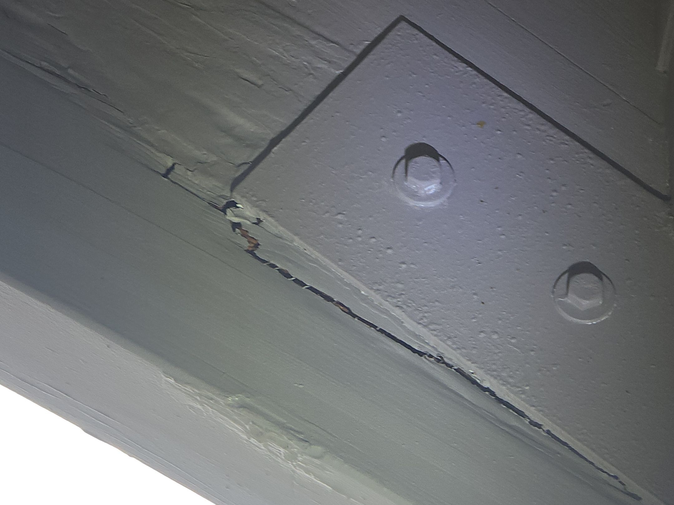Rotten Glulam Beams Nearly Collapsed by RoofSmart