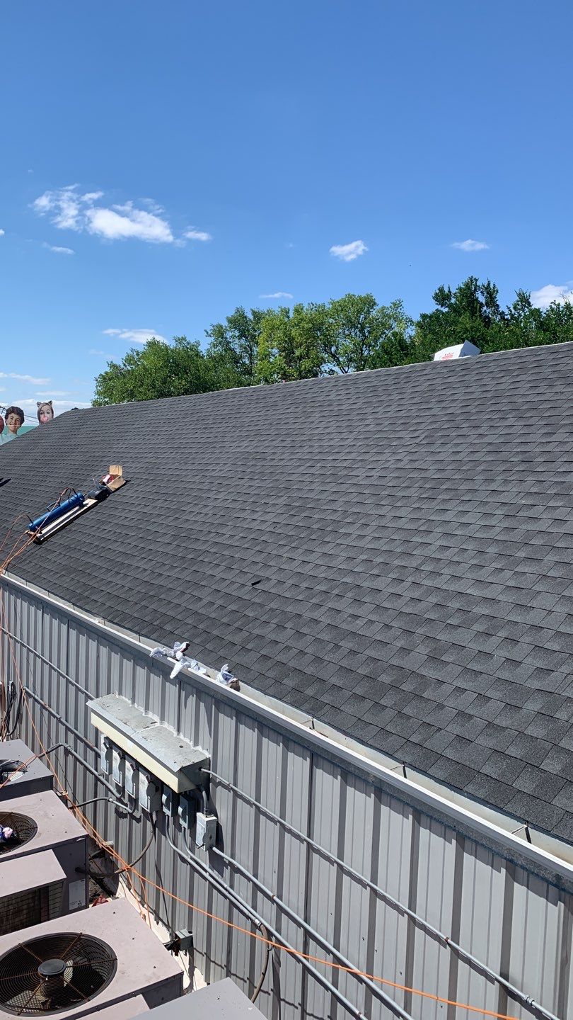 GAF HDZ - Charcoal by Elite Roofing LLC