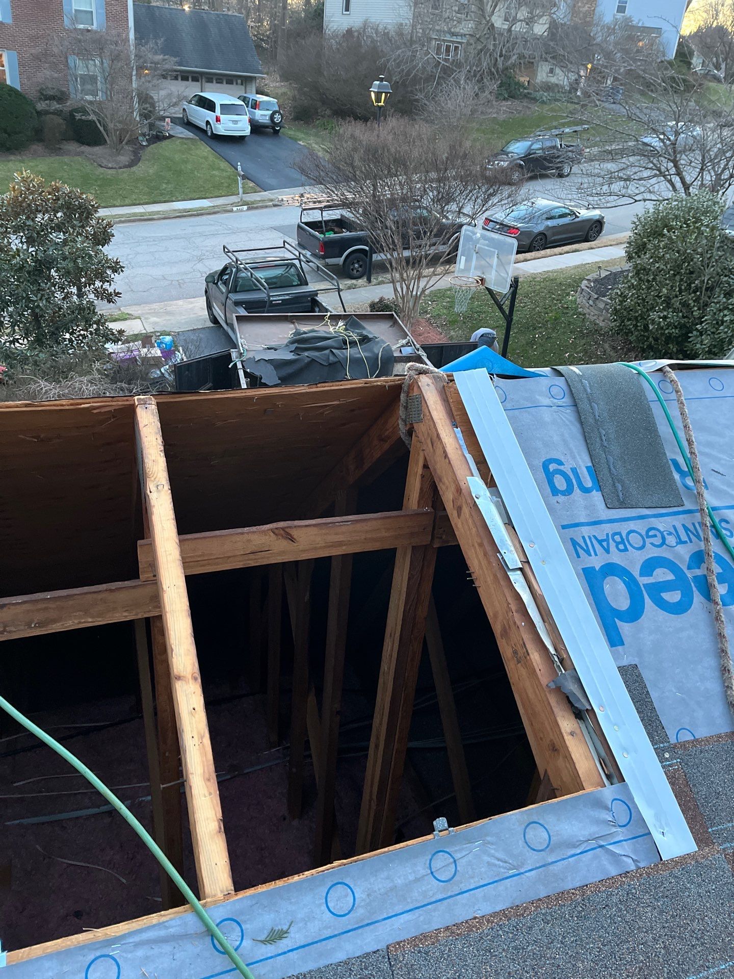 Springfield CertainTeed Landmark in Resawn Shake by RM Banning, Inc.