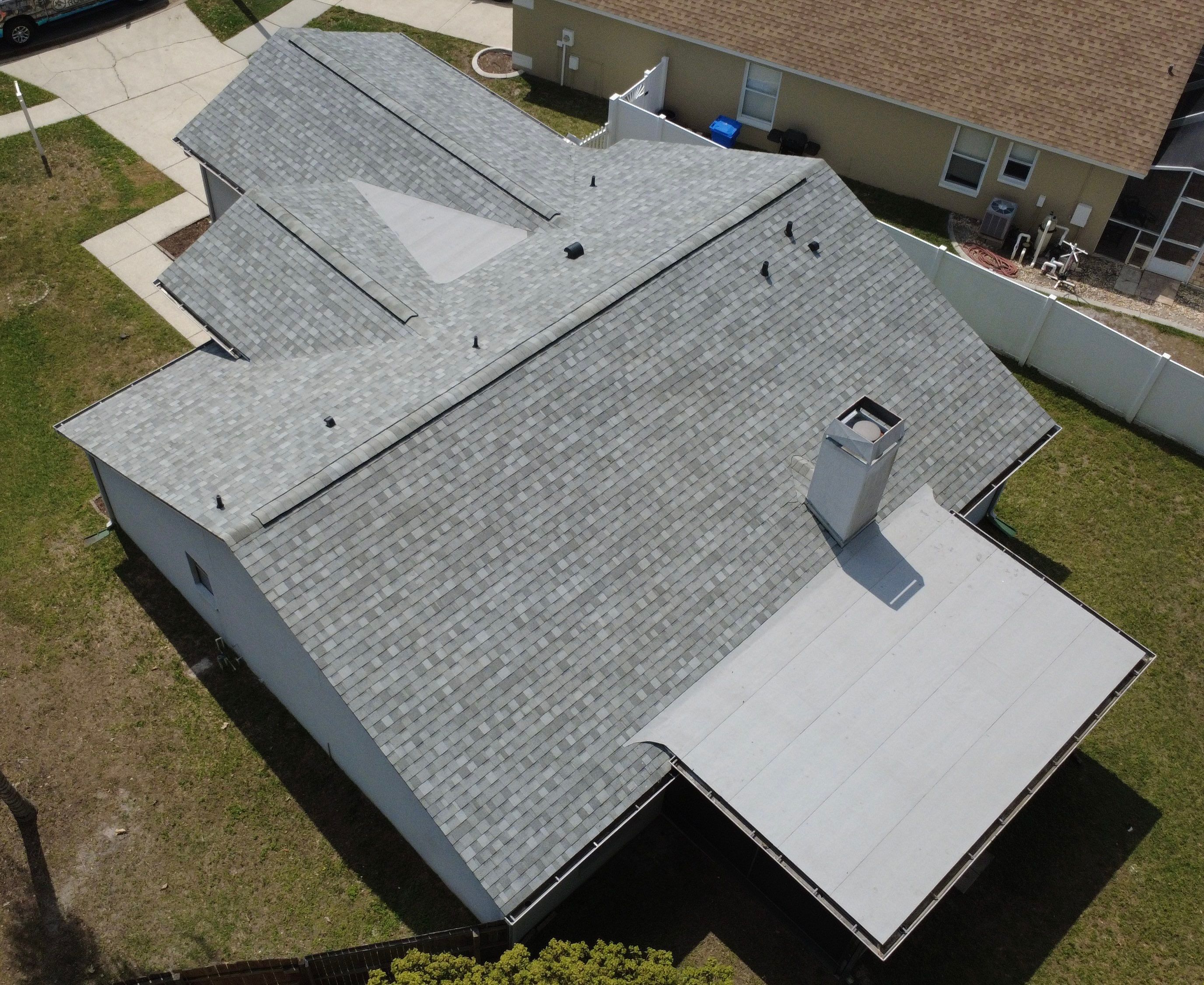 Roof repplacement in Brandon, FL by Steadfast Roofing 