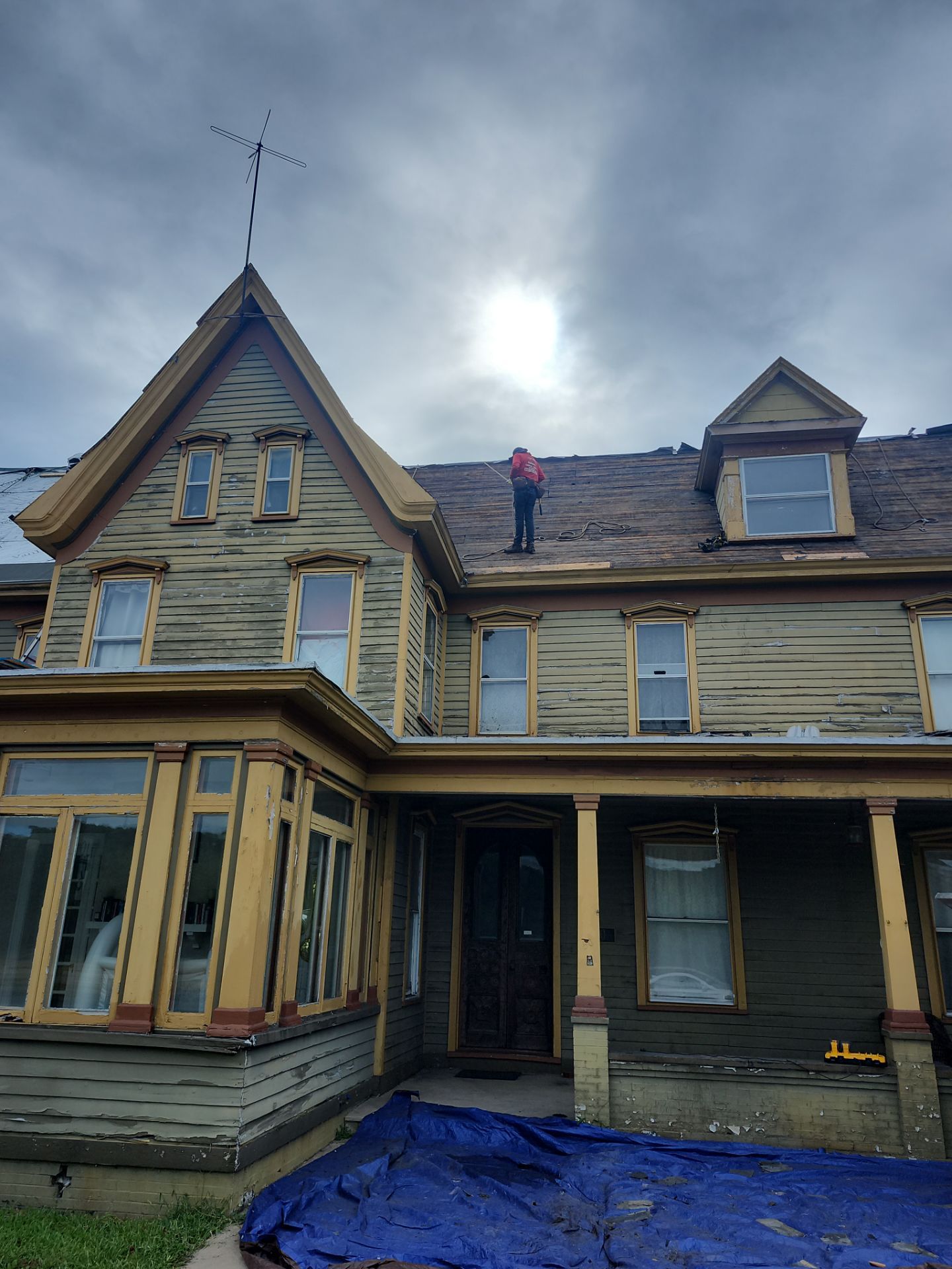 Kevin Moll Full Shingle Roof Installation by Good Hands Roofing