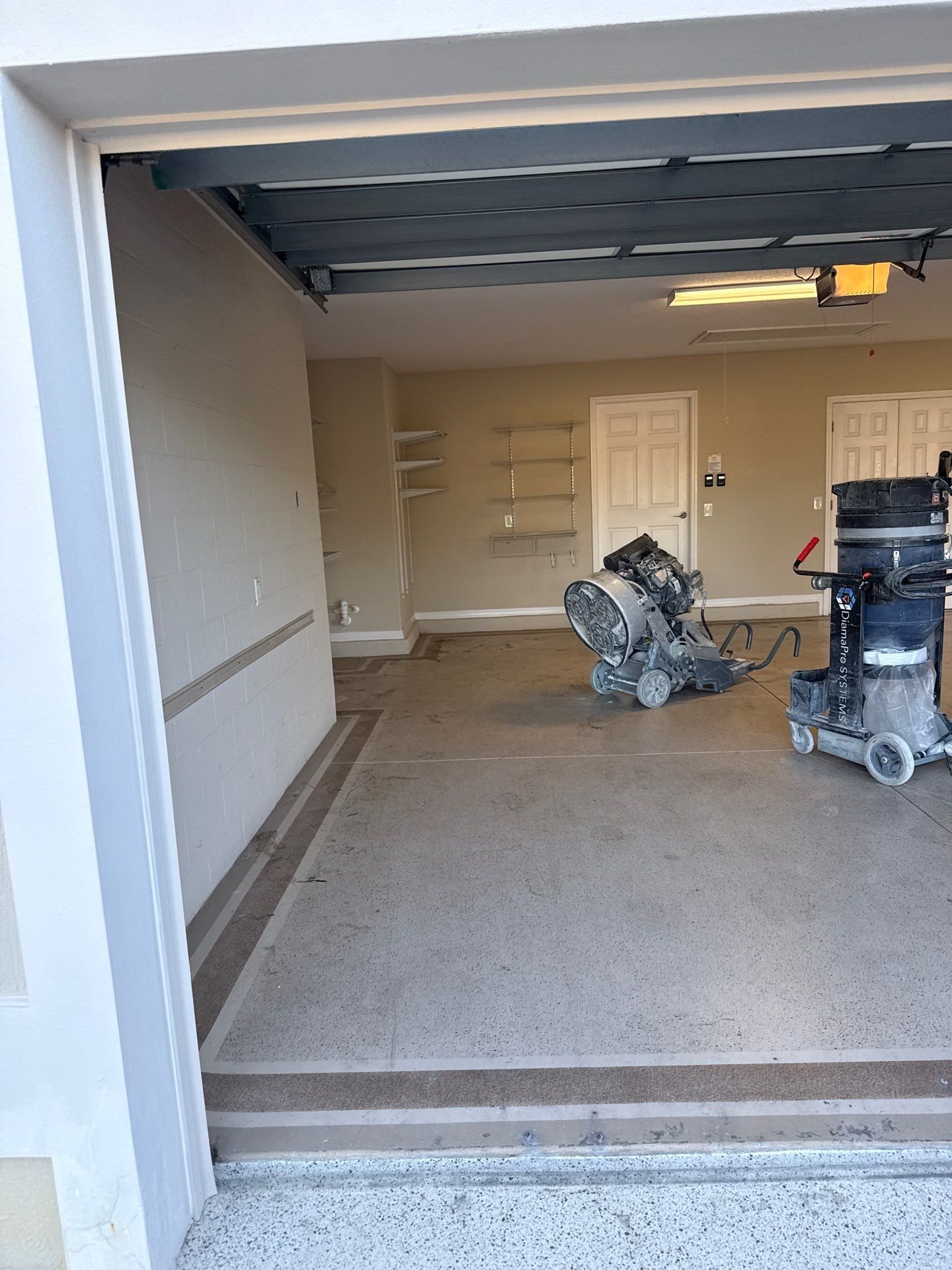 Garage in Domino by Innovative Concrete Coatings 