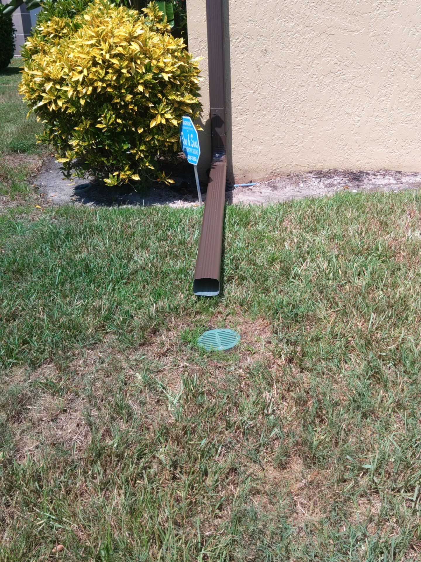 Aluminum Seamless Gutters Installation in Fort Myers FL by Gutter Professors