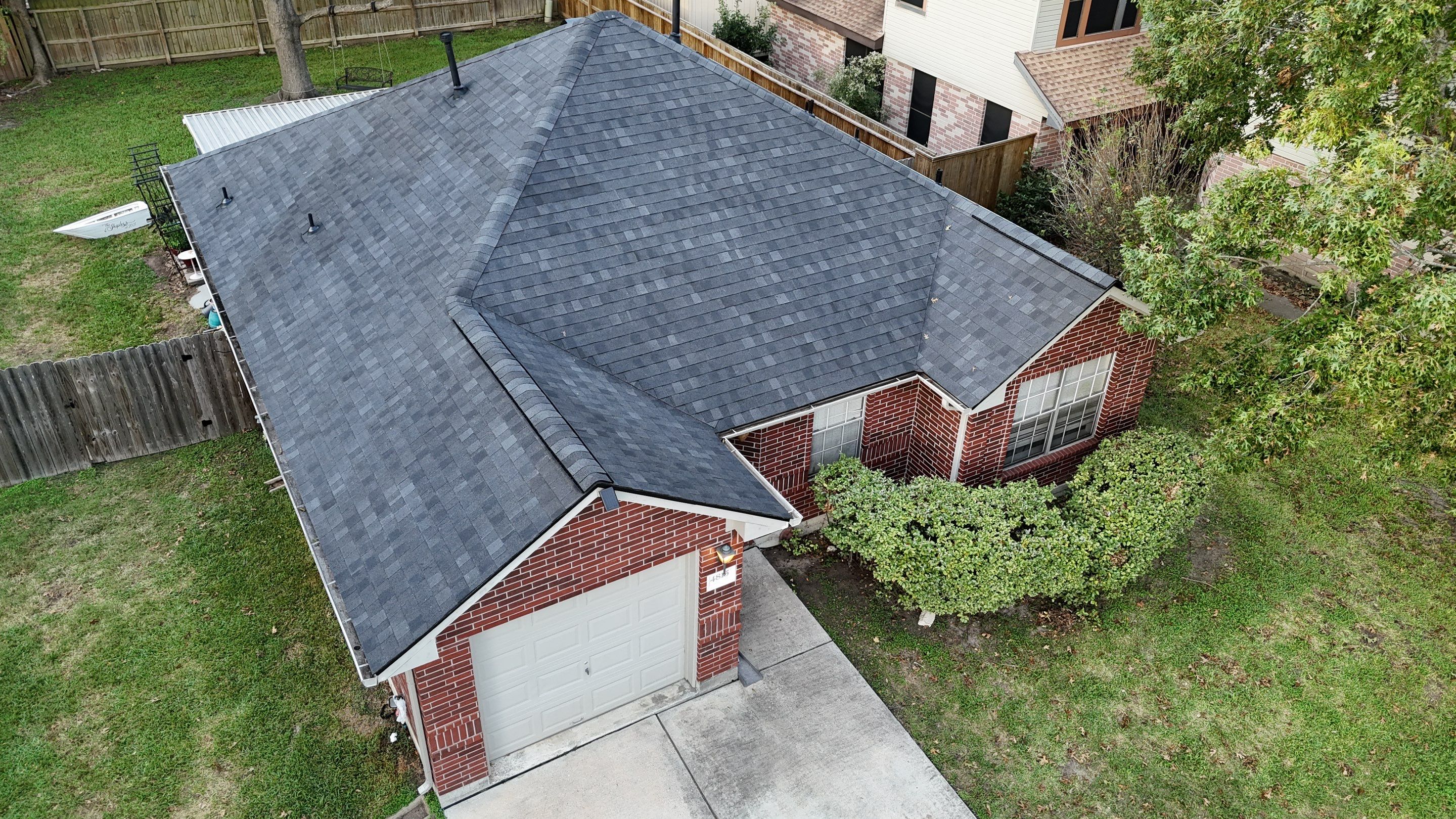 Baytown Roof Replacement by Modern BYLT Roofing & Construction
