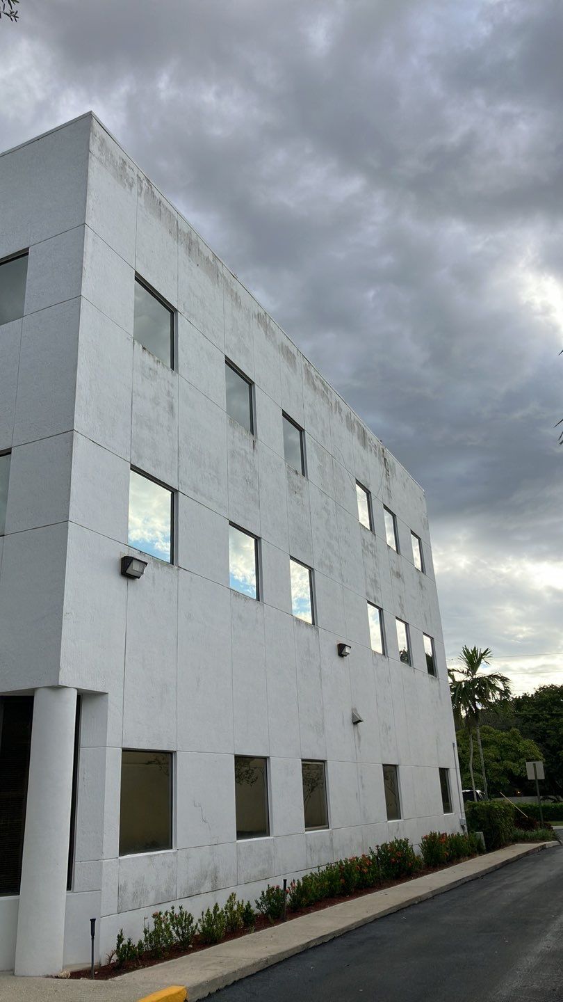 UNIVERSITY OFFICE ECENTER by Souffront Construction & Engineering