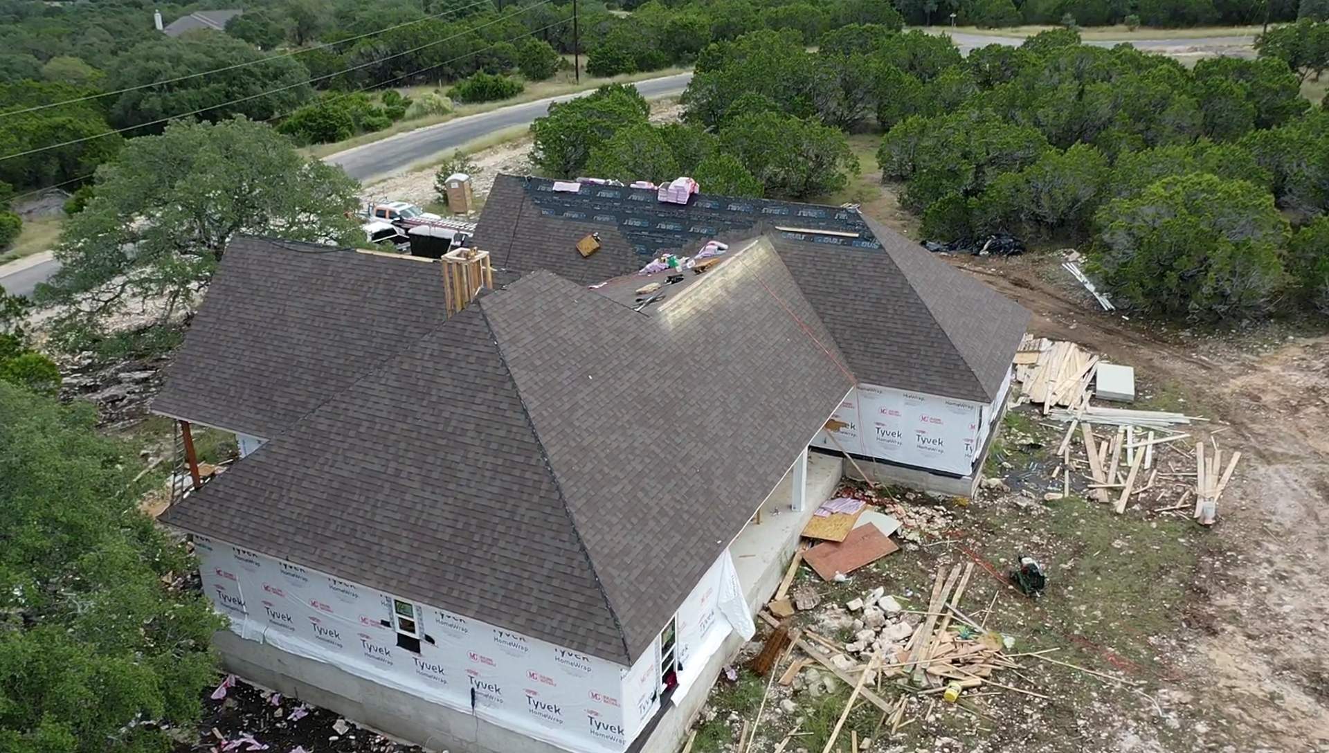 New Home Construction using Owens Corning 30 year Architectural Shingles by Premier Roofing and Contracting