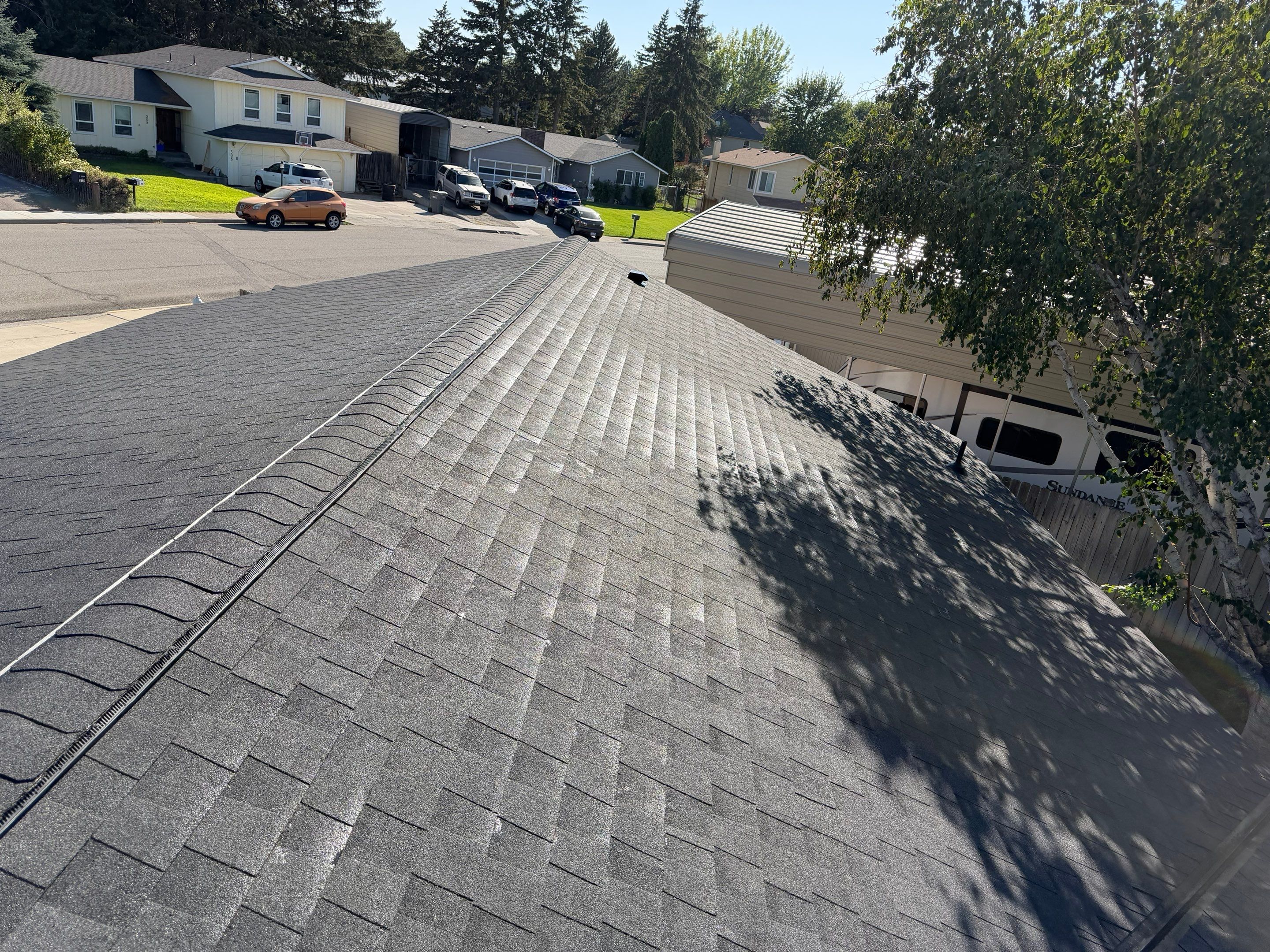 Residential Architectural Shingle Roof Replacement in Kennewick, Washington by Alpine Roofing
