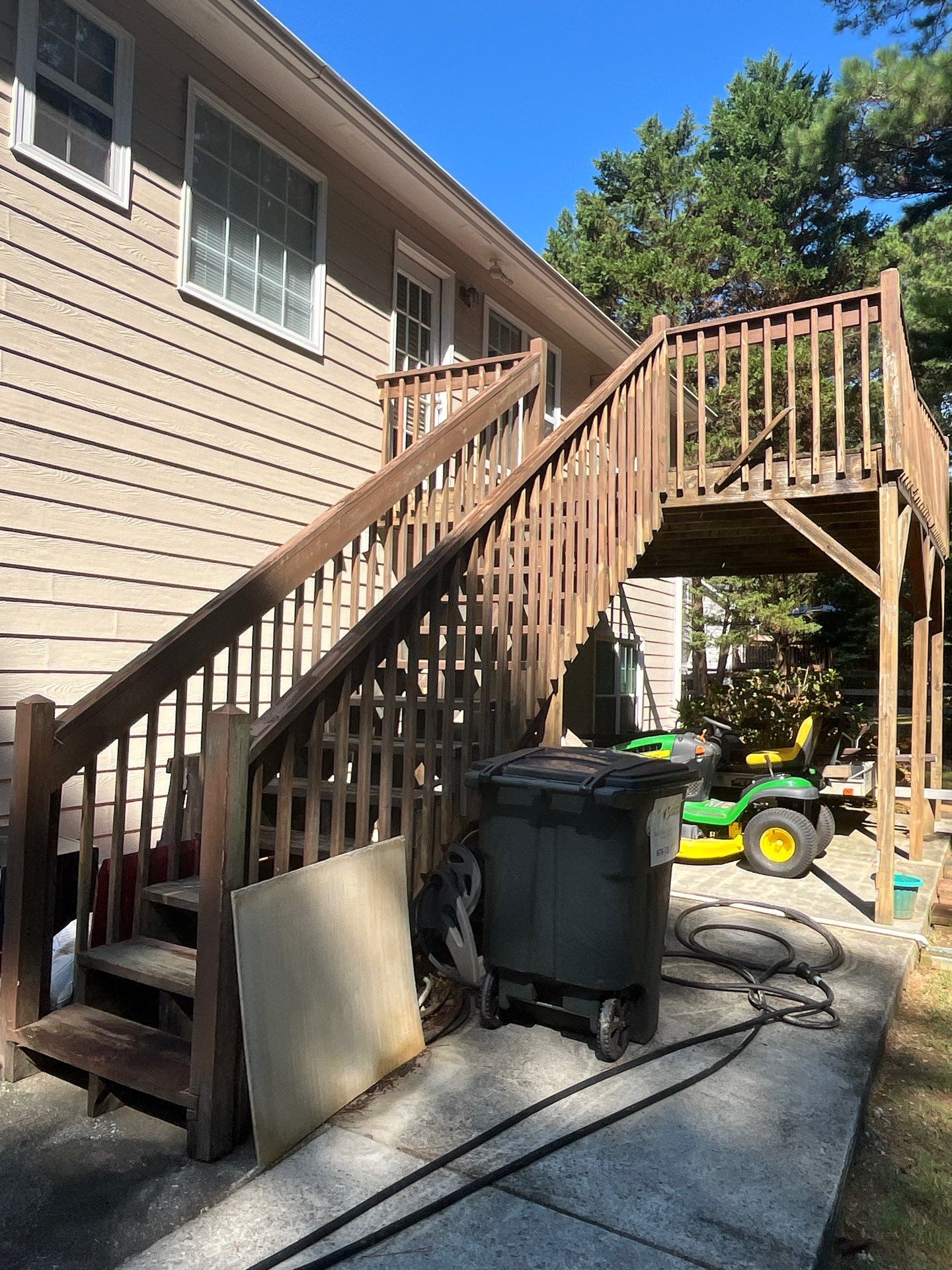 Deck Build using Deckorators Venture Series Decking in the Sandbar Color by Nelson Exteriors