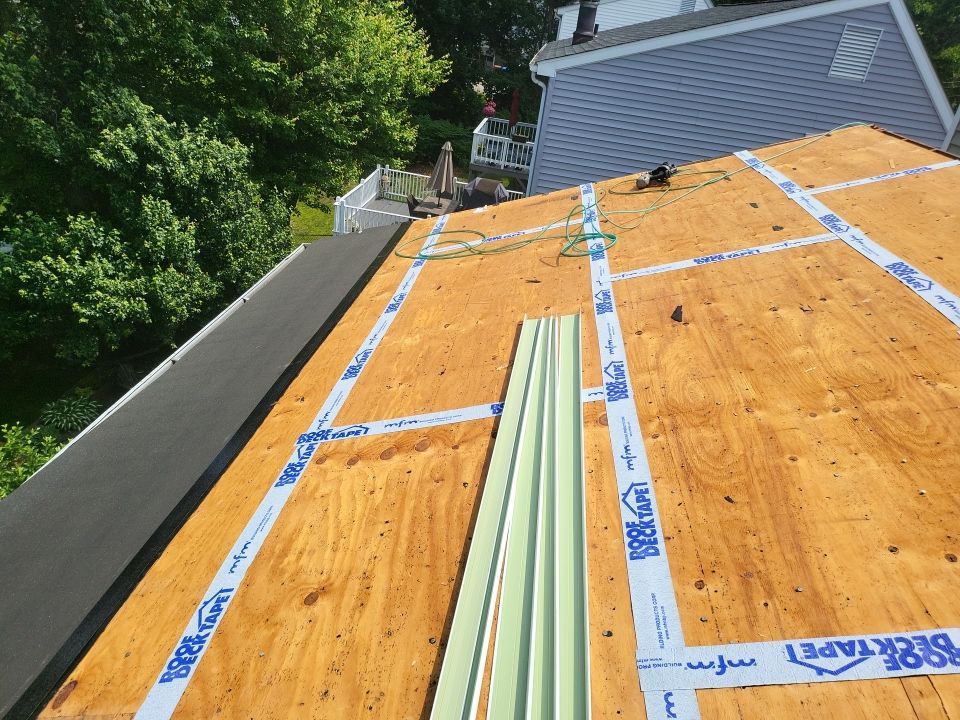 Residential Roofing Installation using Owens Corning TruDefinition by A Plus Exterior