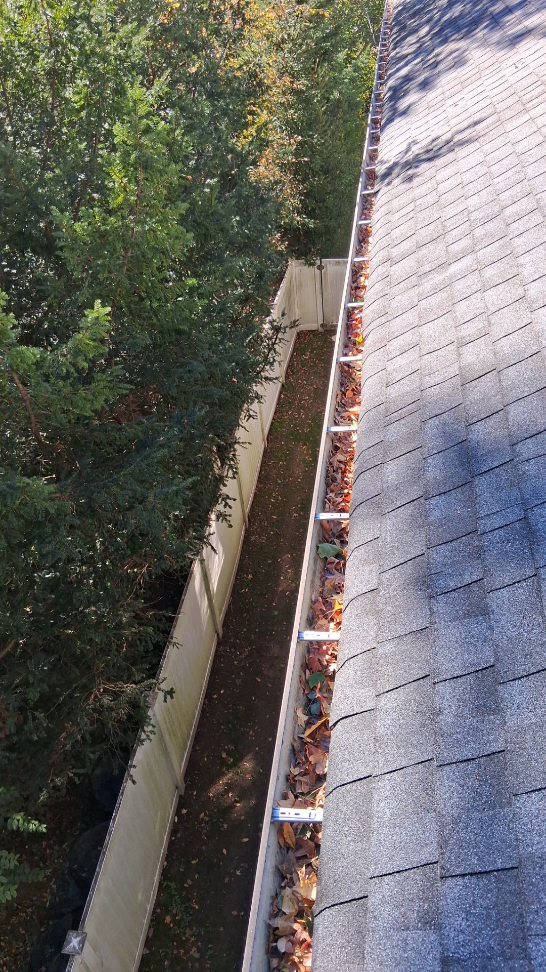 Gutter Cleaning & Downspout Flushing in Tenafly, NJ by NJ Home Maintenance Services