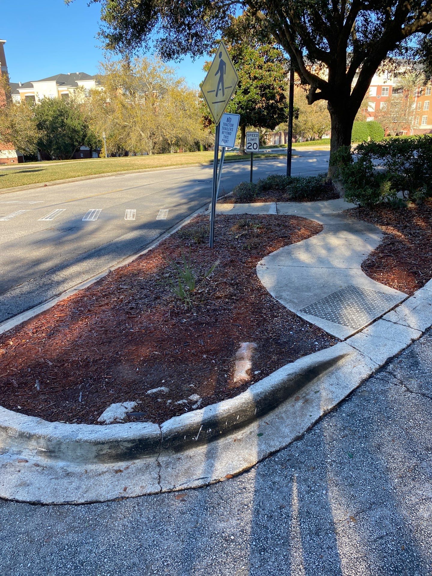 Larry’s Giant Subs | Rock & Mulch by ProGreen Services