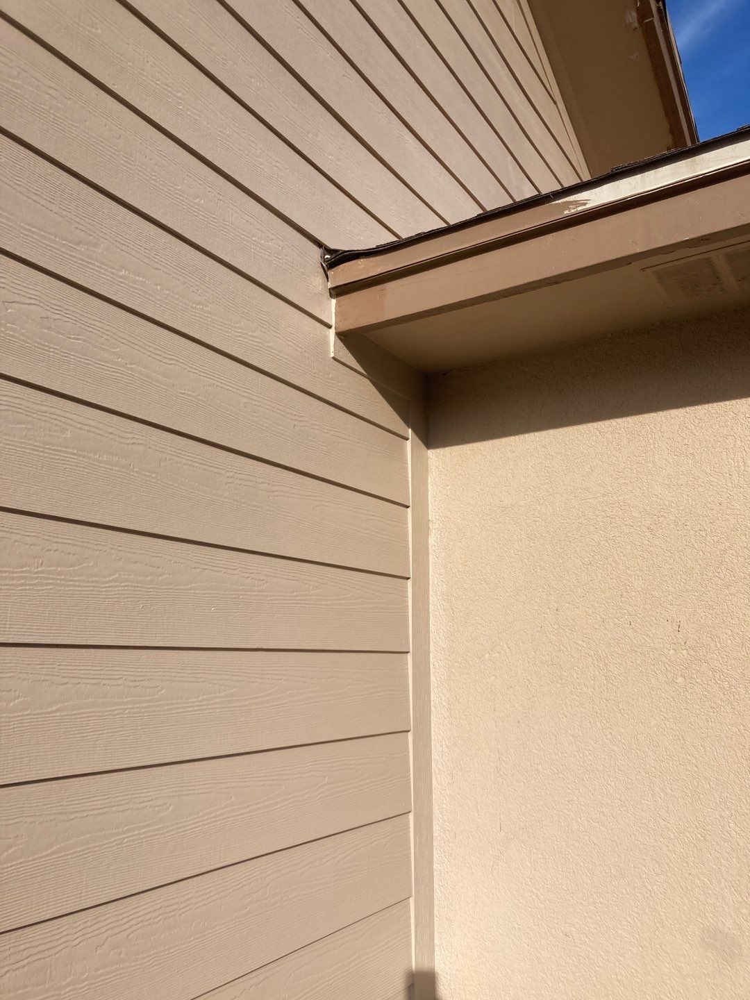 Island Hardie by Bayfront Roofing and Construction