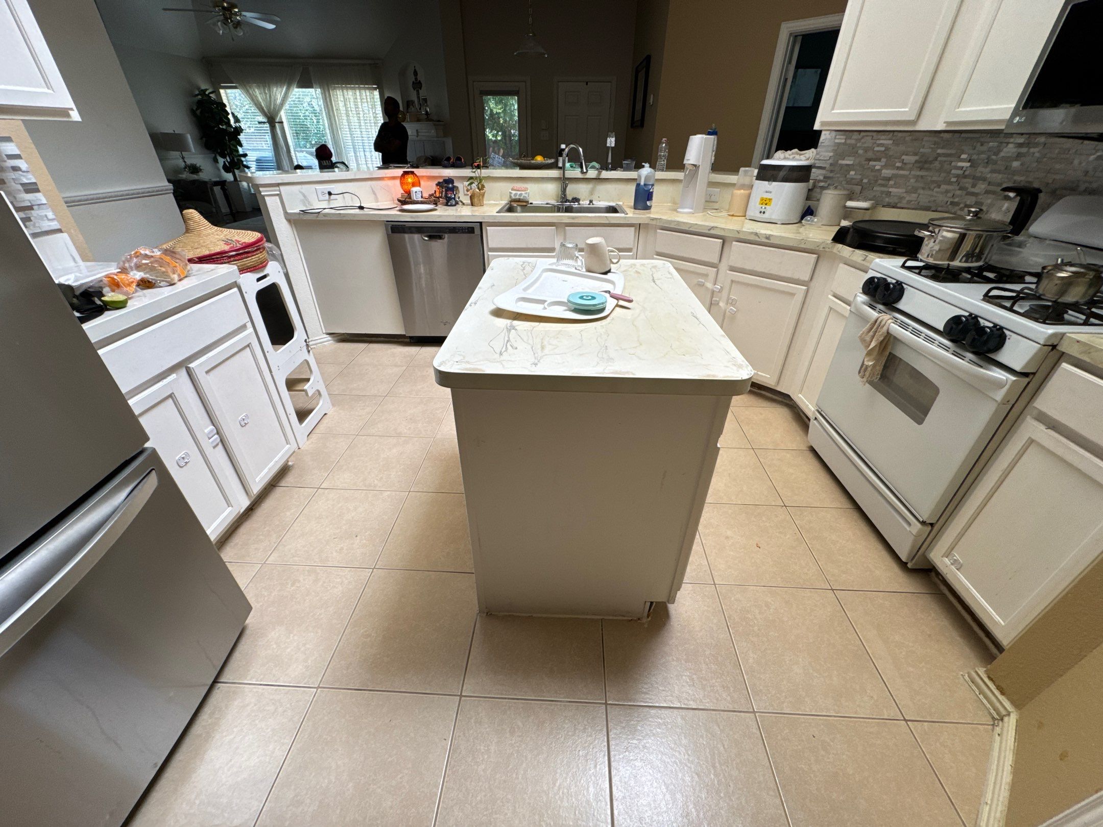 Seven-Day Kitchen Transformation: Full Remodel, Zero Downtime by Tibi Soli LLC