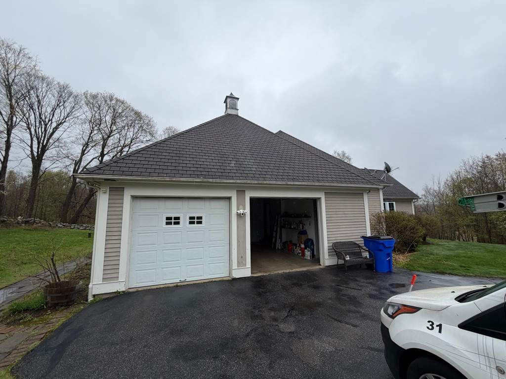 DiGIorgi installs a brand new roof in New Hartford by DiGiorgi Roofing and Siding Inc