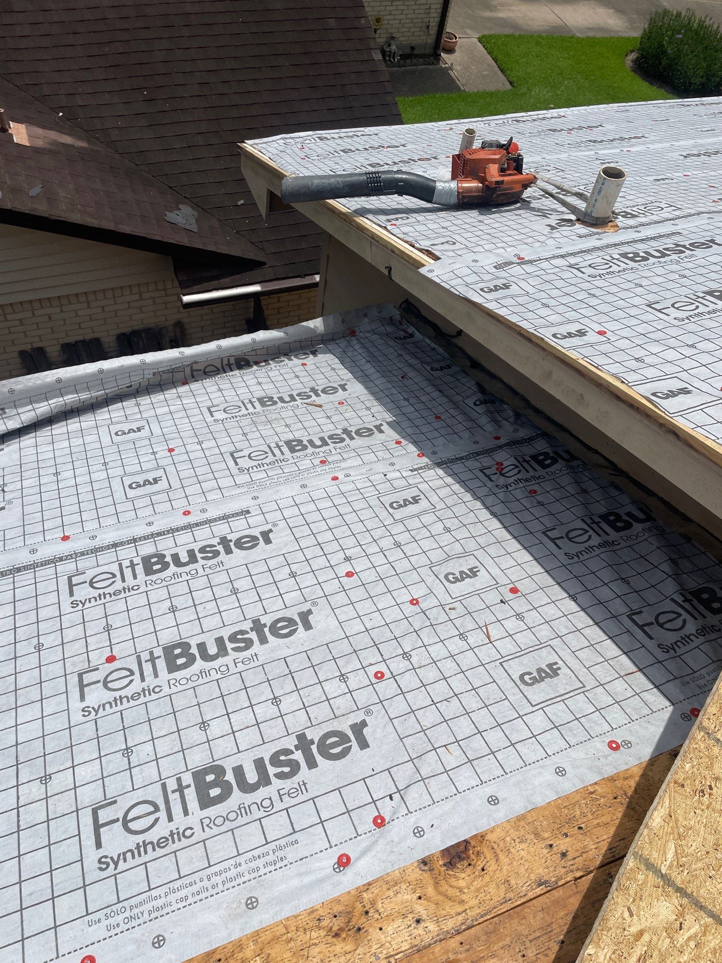 Roof Replacement Houston by Roof Repair Company