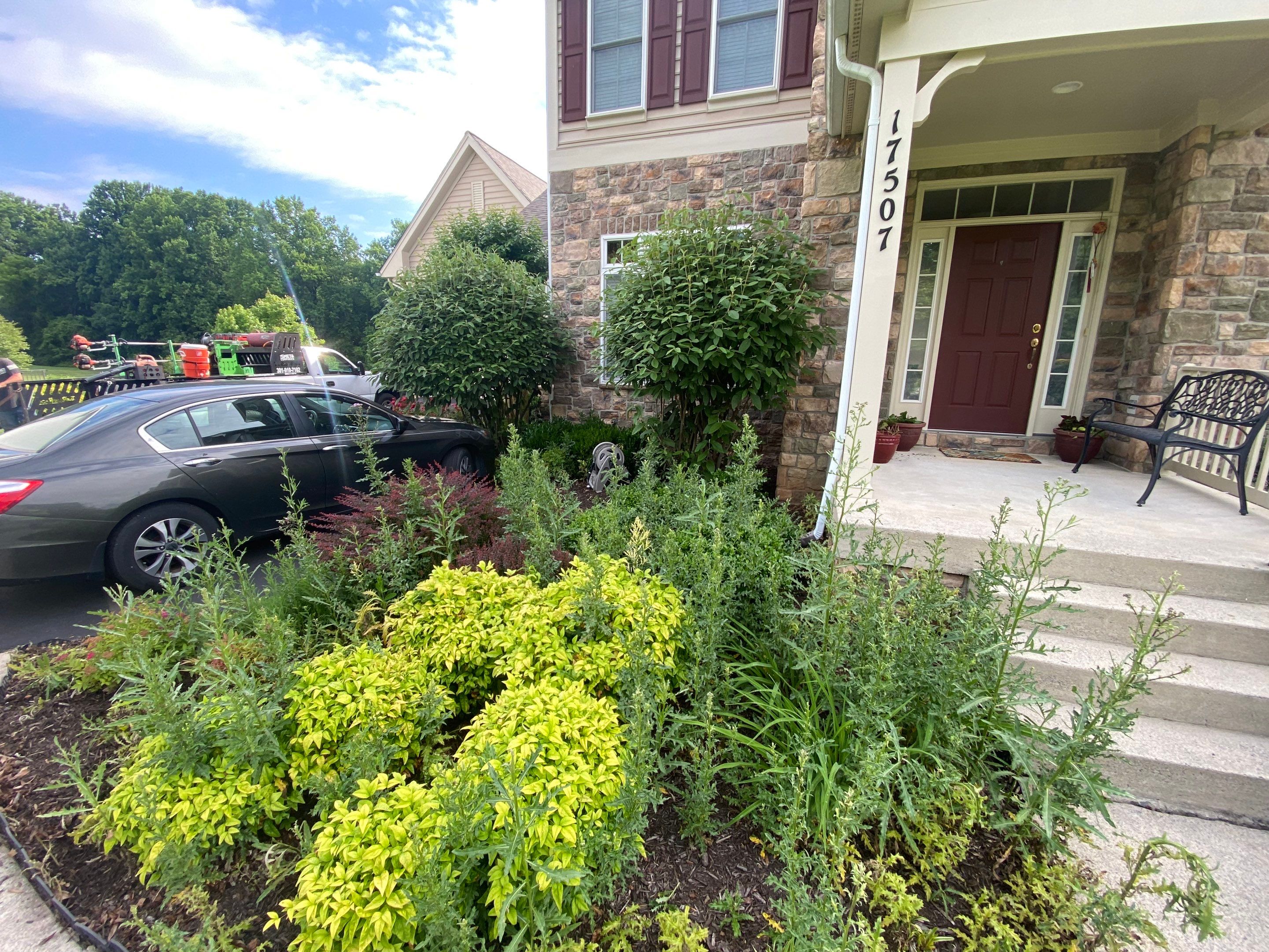 Landscape Cleanup & Mulch  by The Smet Companies, LLC