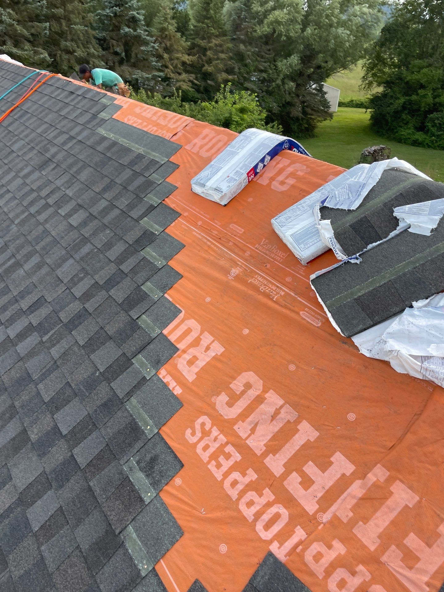 Residential Roofing Installation using GAF Timberline HDZ Charcoal by Rainstoppers Roofing