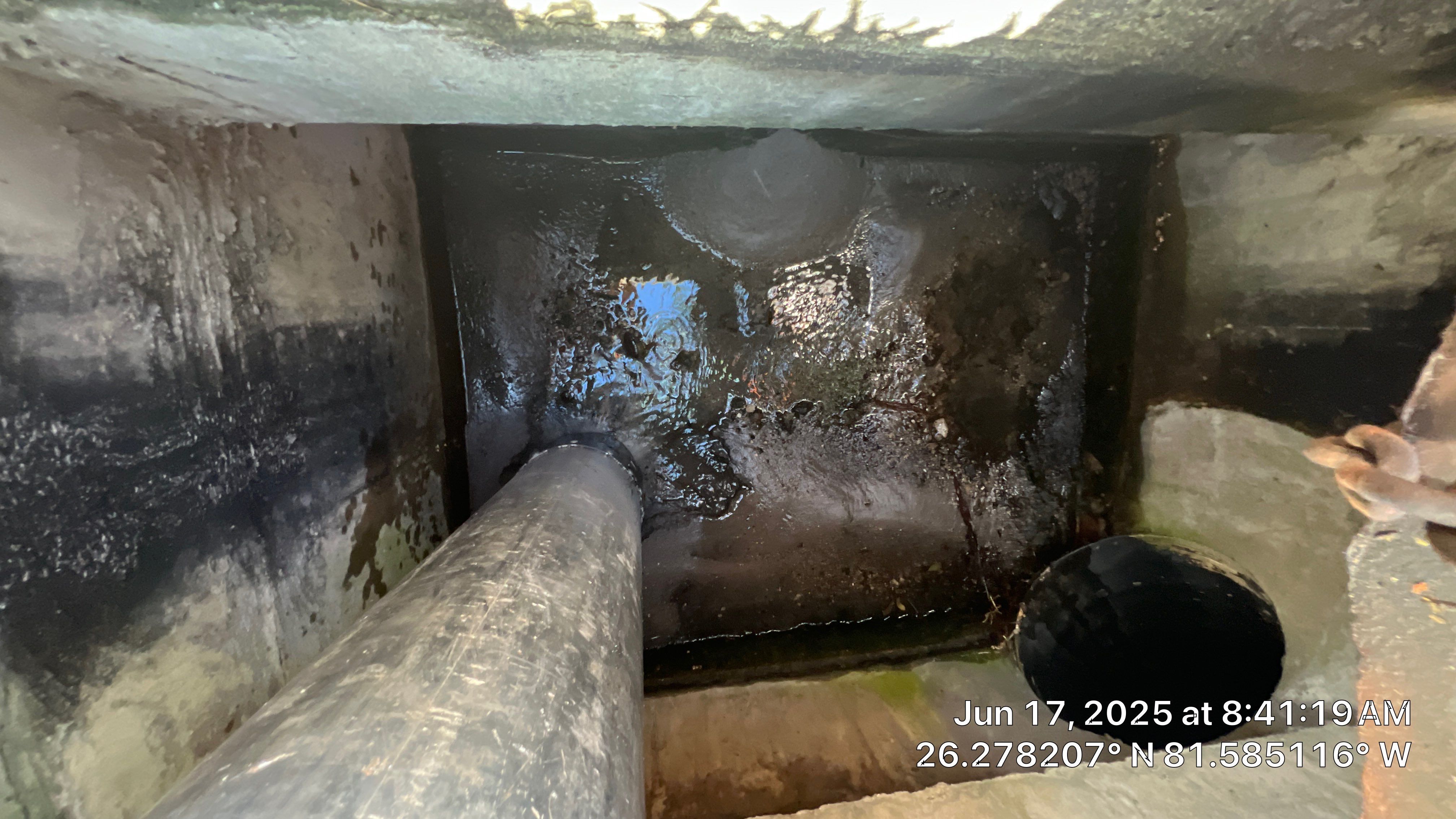 Naples Association Stormwater System Cleaning by APS Power & Water