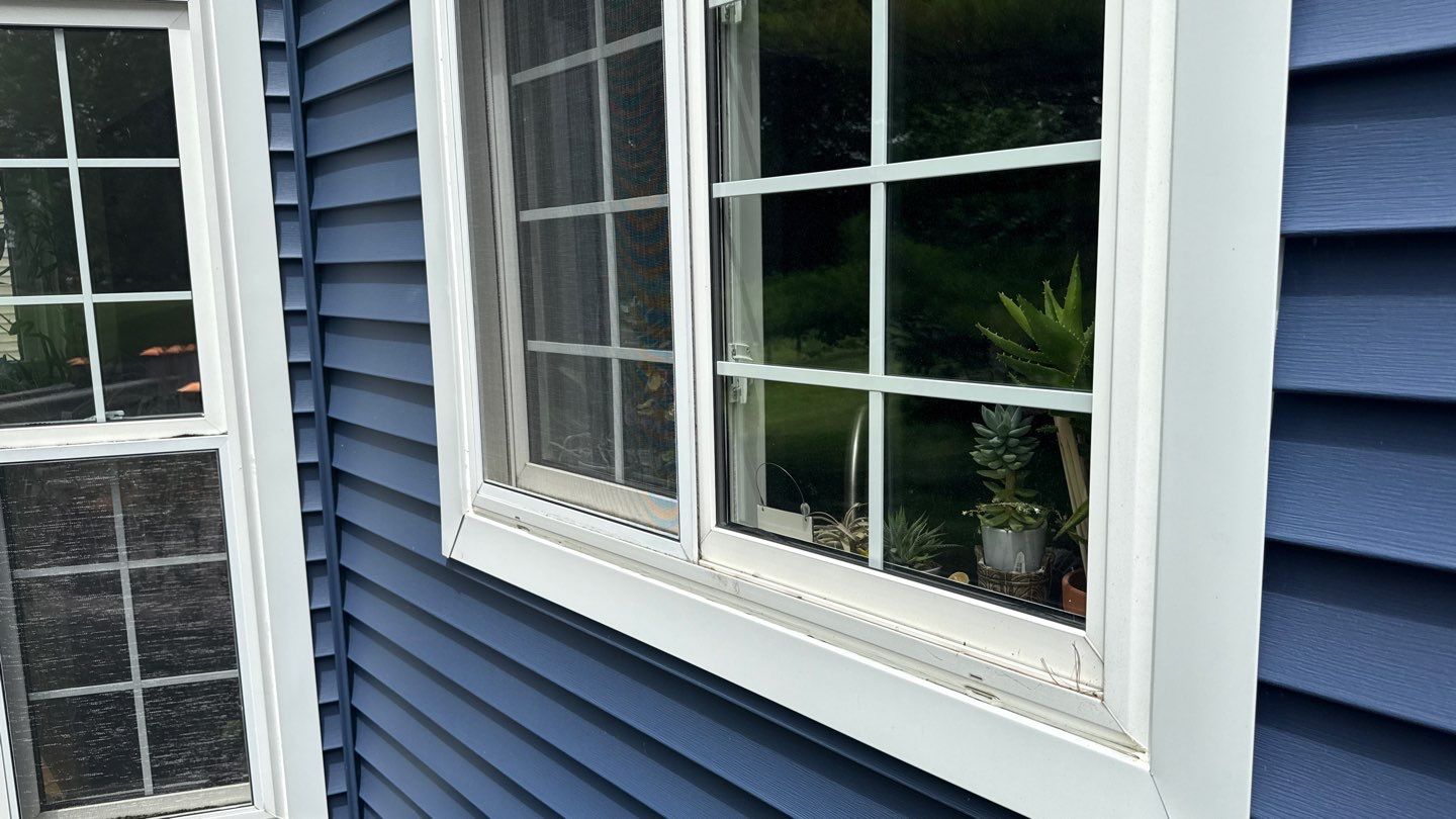 Siding Replacement using Certainteed Restoration Classic D4 Midnight Blue by 180 Contractors