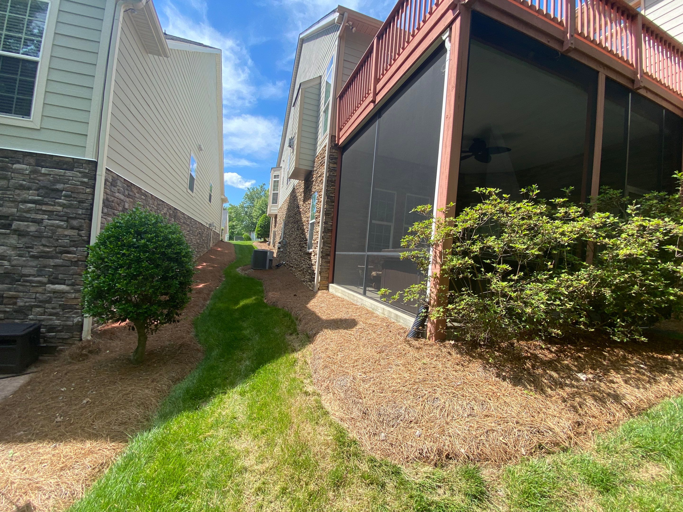 Painted Deck using AcryFin by DuraSeal