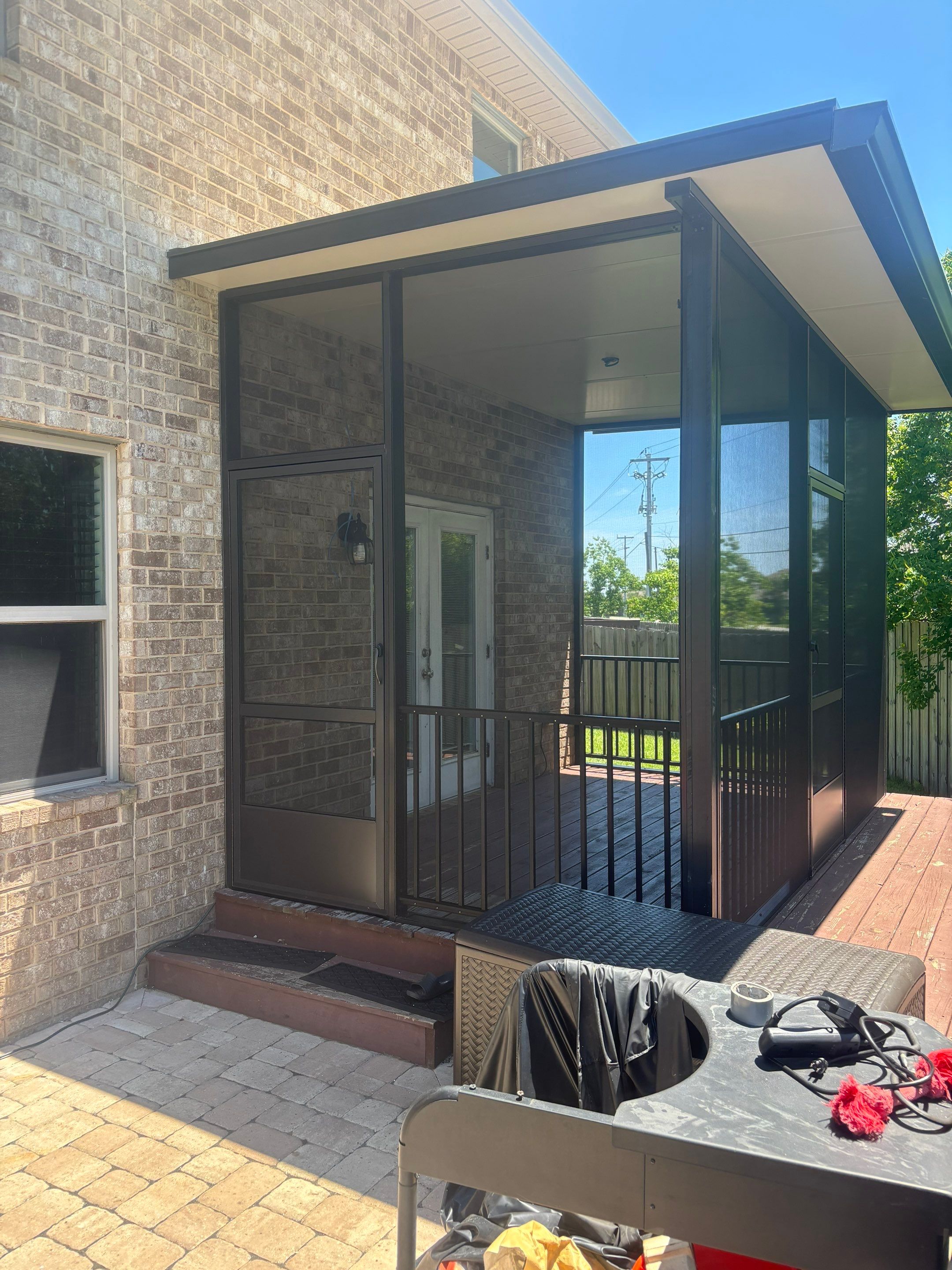 Screen Room in Panama City by Titan Sunrooms