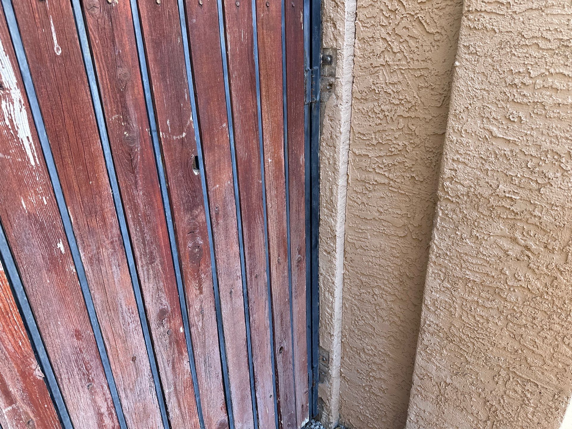 Exterior Painting - Glendale by Crash of Rhinos Painting & Garage Floors