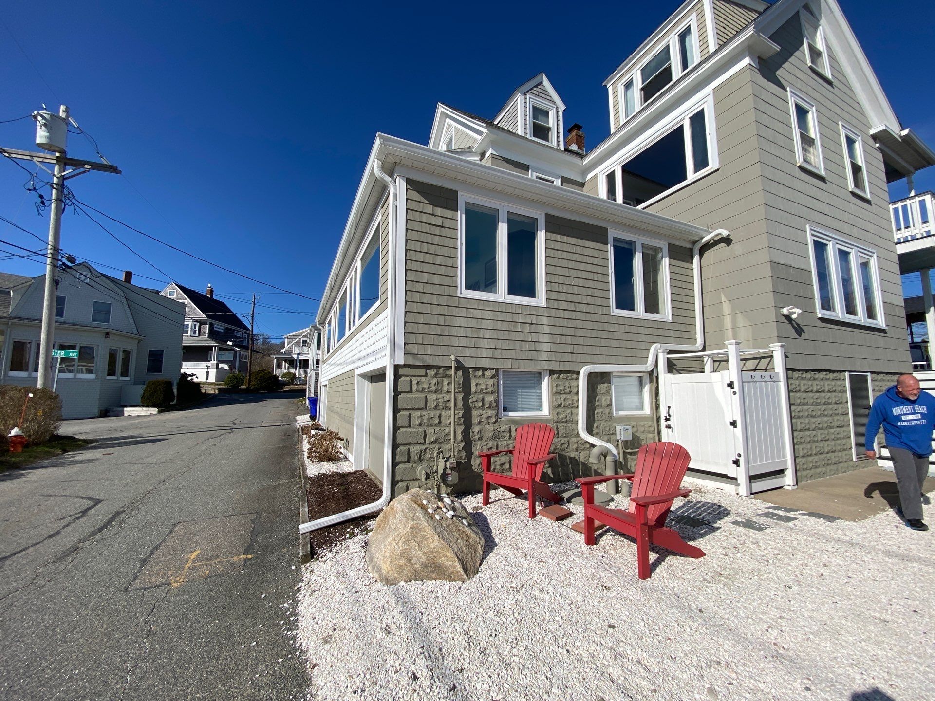 6" Seamless Aluminum Gutter in Monument Beach, MA by Gutter Pro Enterprises